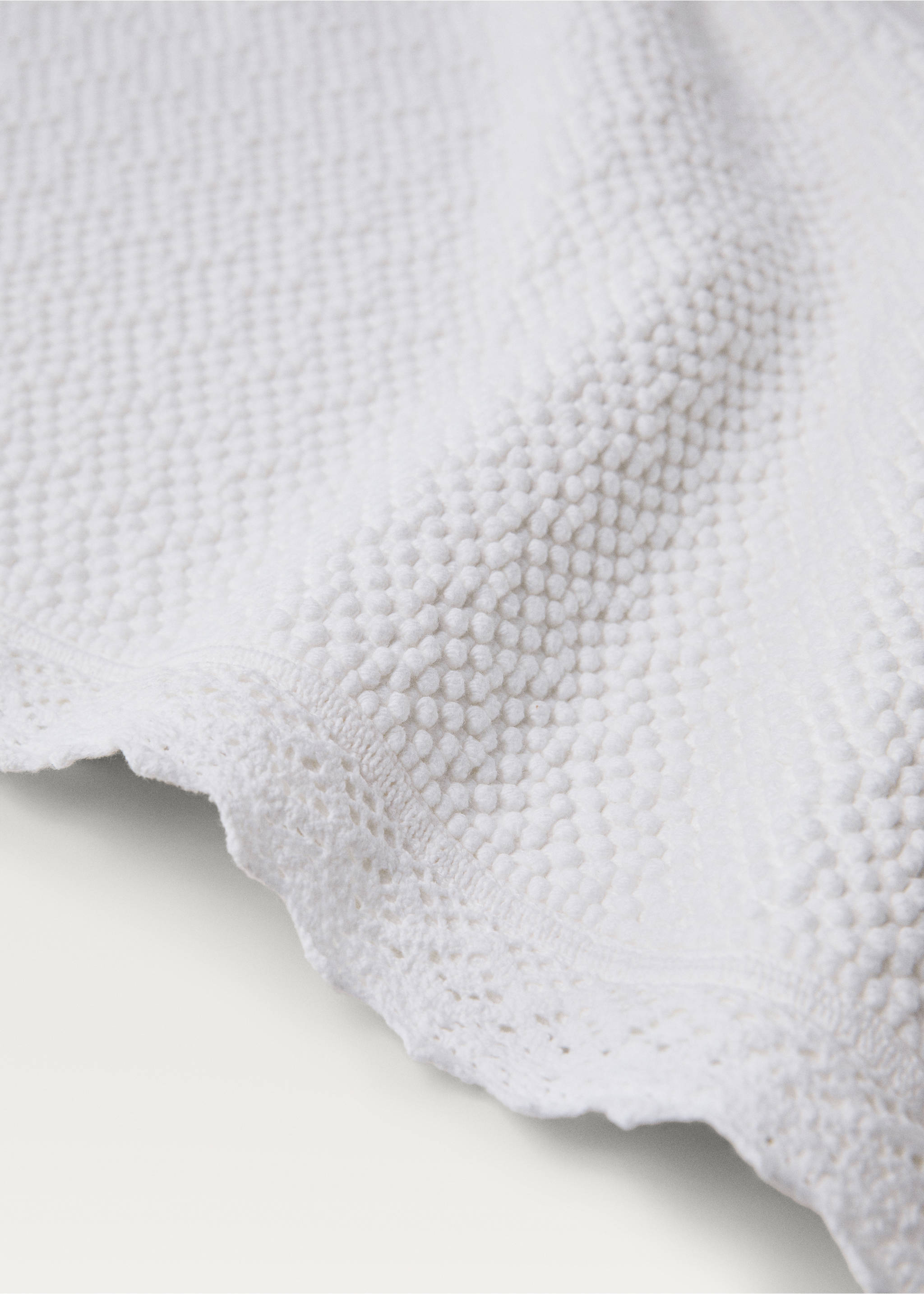 Lace bathroom rug - Details of the article 1, White. Ref: 27081529-00.