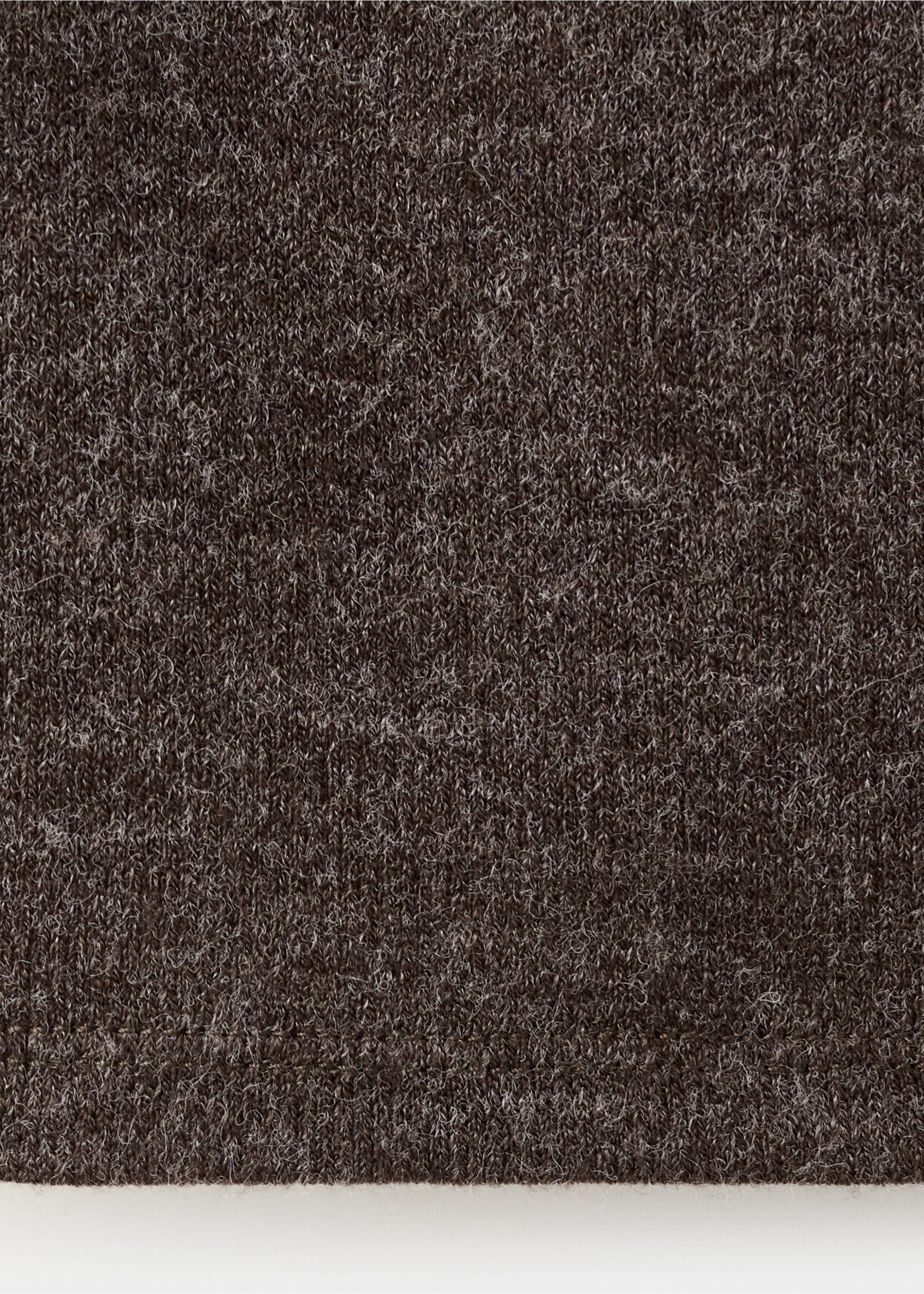 Top escote encaje - Detalle del artículo 0, Chocolate. Ref: 27081535-00.