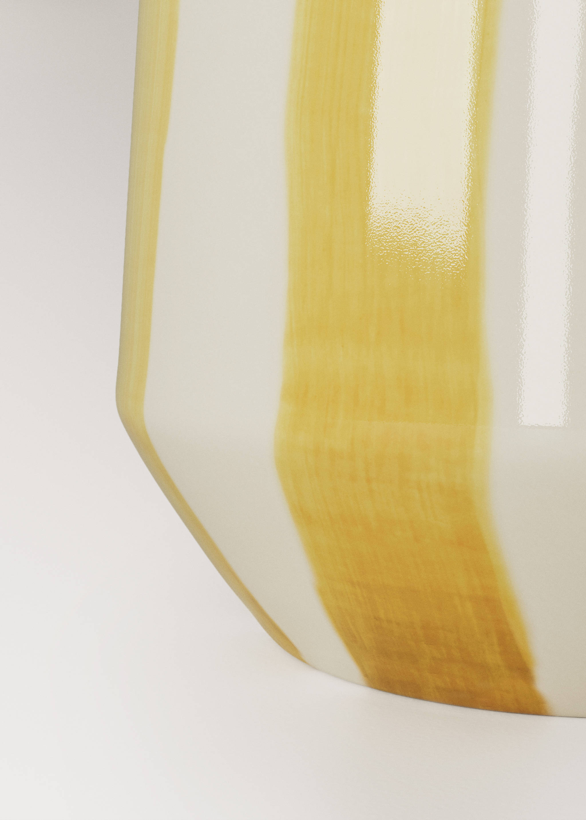 Hand-painted striped flowerpot - Details of the article 2