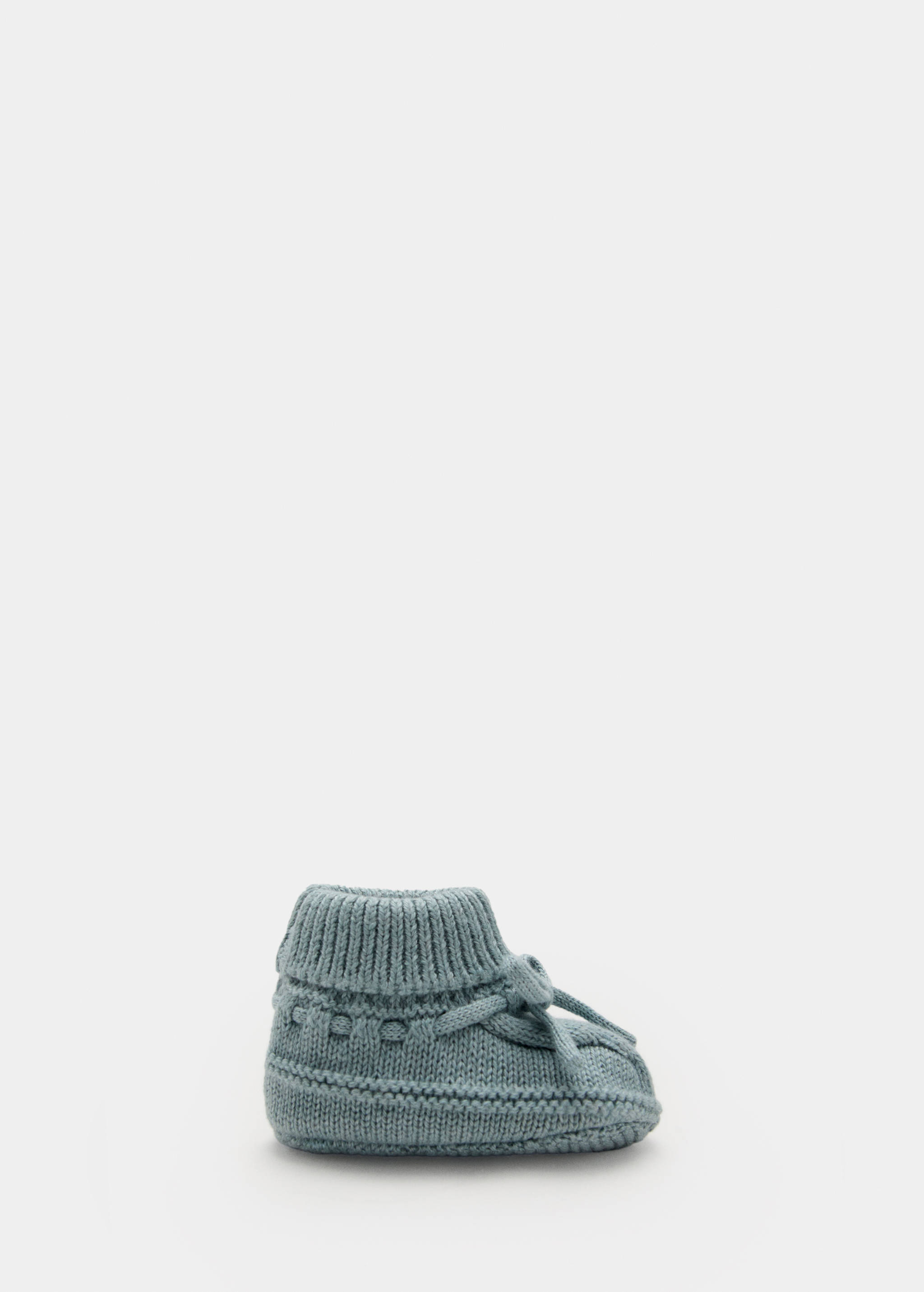 Knitted booties with bow - Article without model