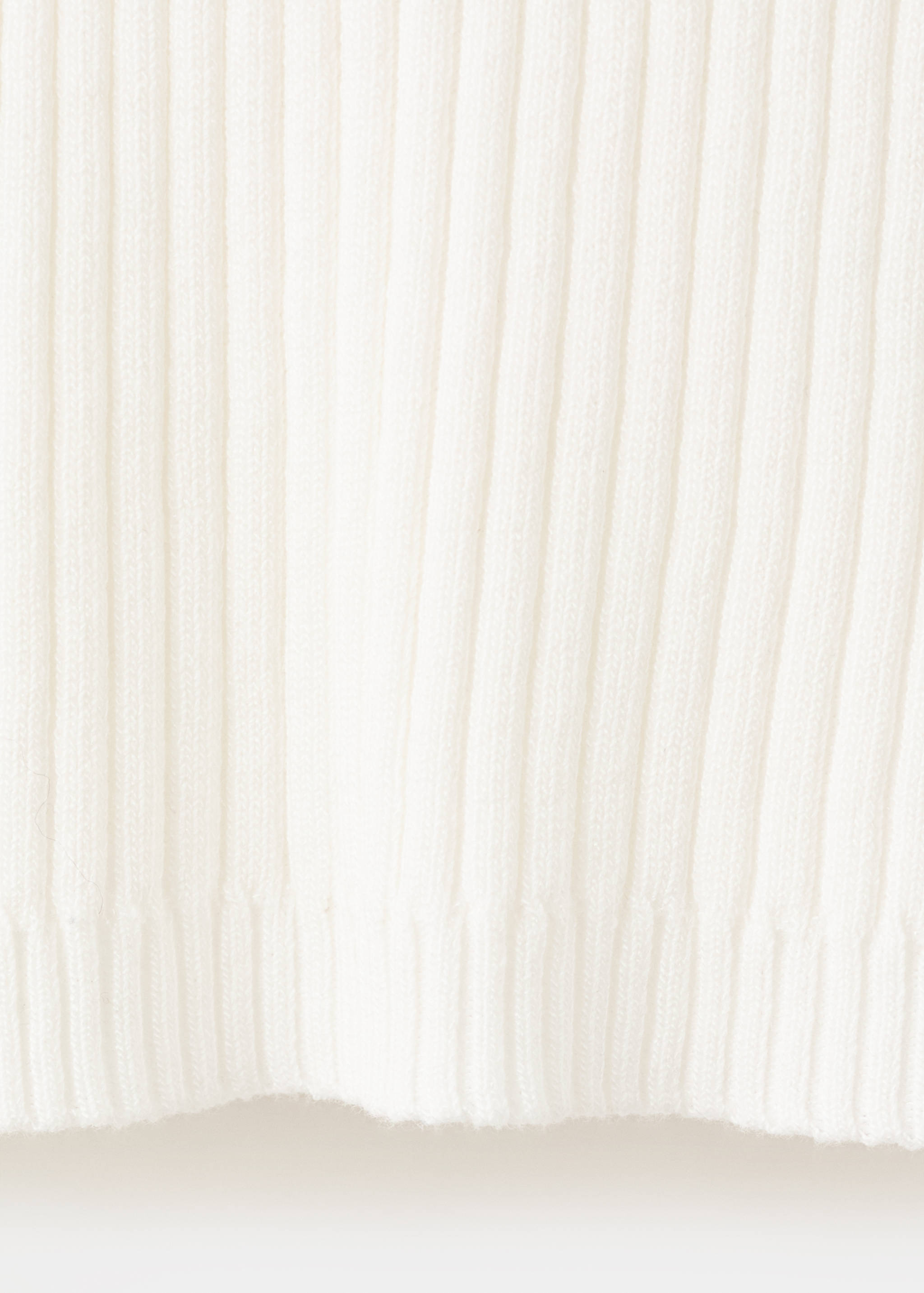 Contrast collar button jumper - Details of the article 0