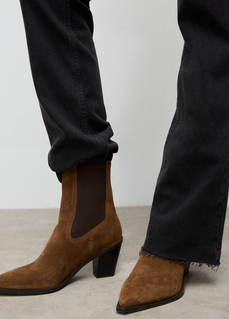 Suede ankle boot with pointed panels — Tobacco Brown
