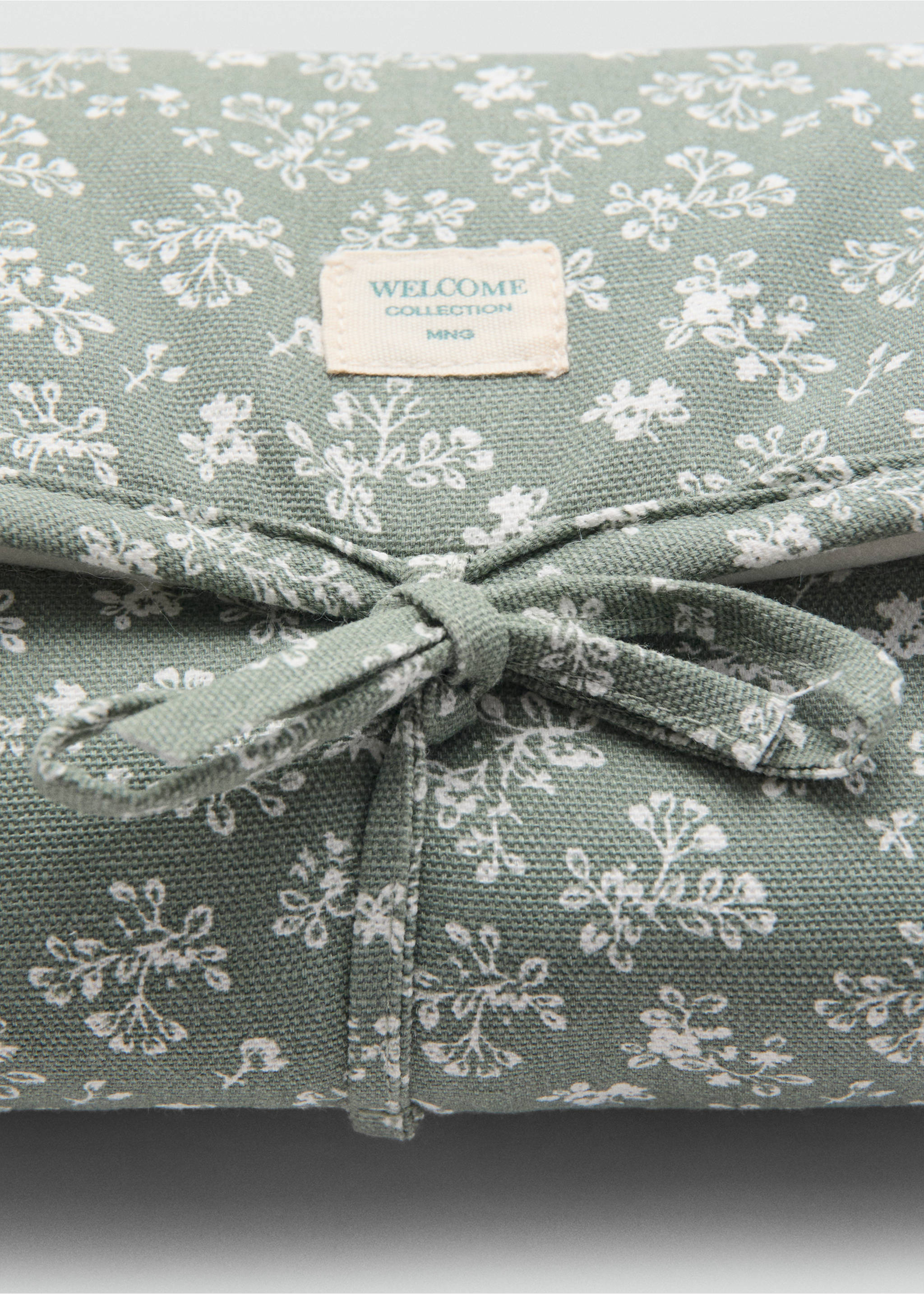 Cambiador de viaje flores - Detalle del artículo 2, Verde. Ref: 27082551-00.