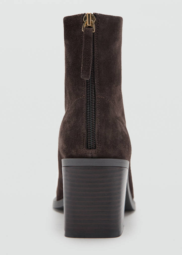 Suede block-heel boots — Chocolate