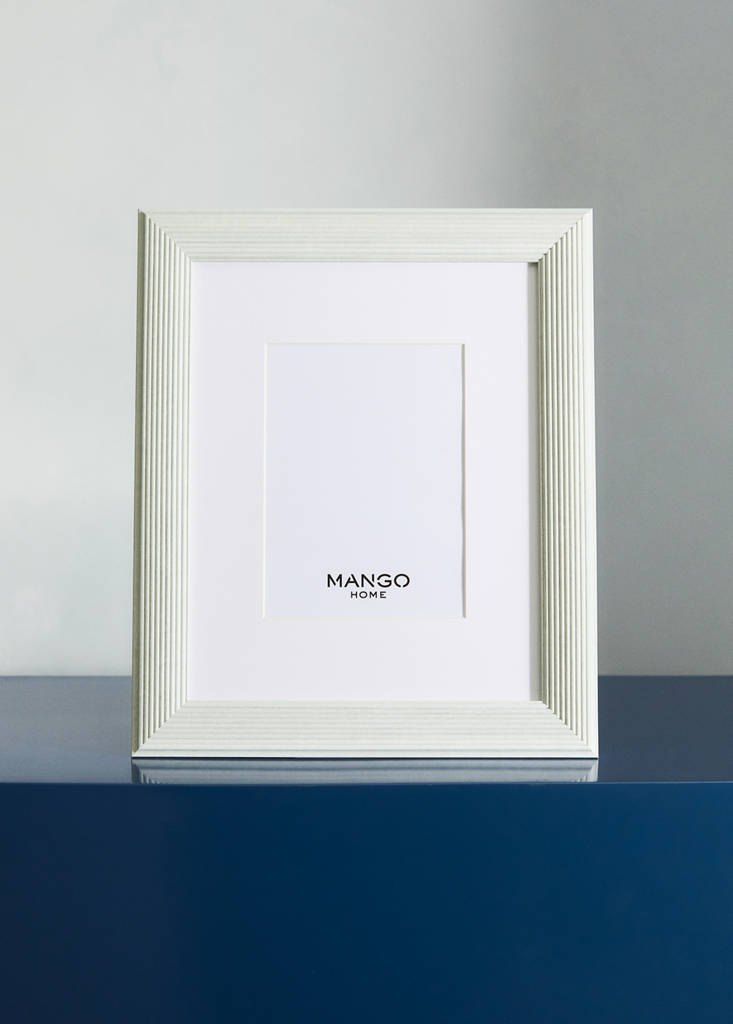 Medium embossed profile photo frame — Sky Blue