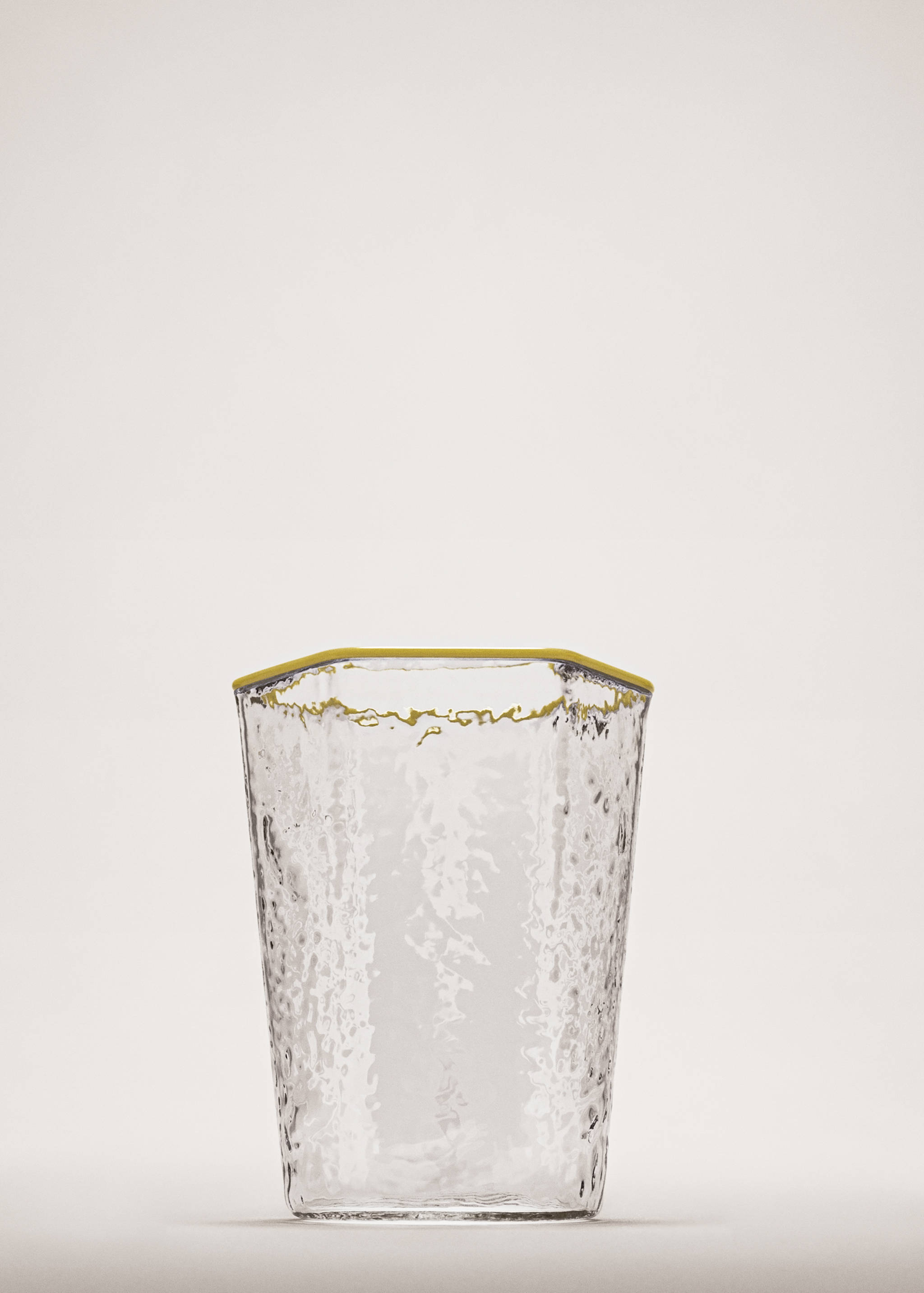 Hammered borosilicate glass with coloured edge - General plane