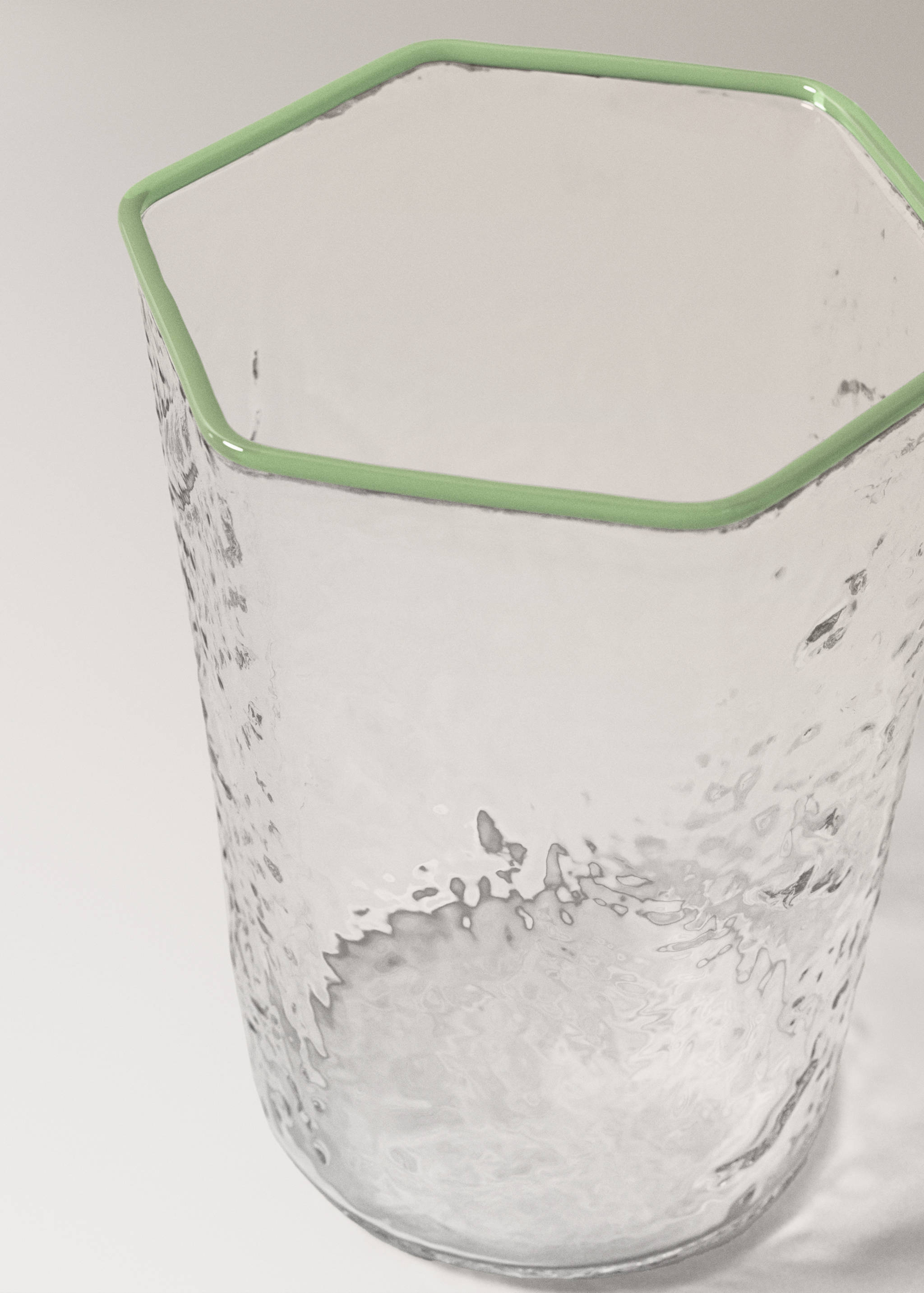 Hammered borosilicate glass with coloured edge - Details of the article 1