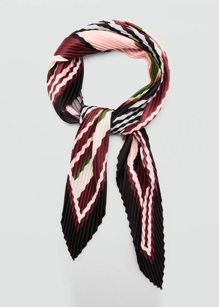Printed pleated scarf — Maroon
