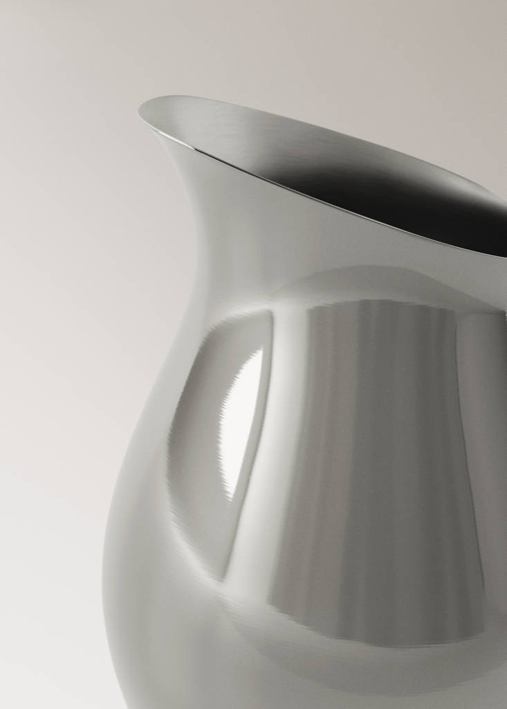 Stainless steel pitcher — Silver