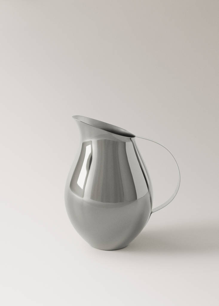 Stainless steel pitcher — Silver