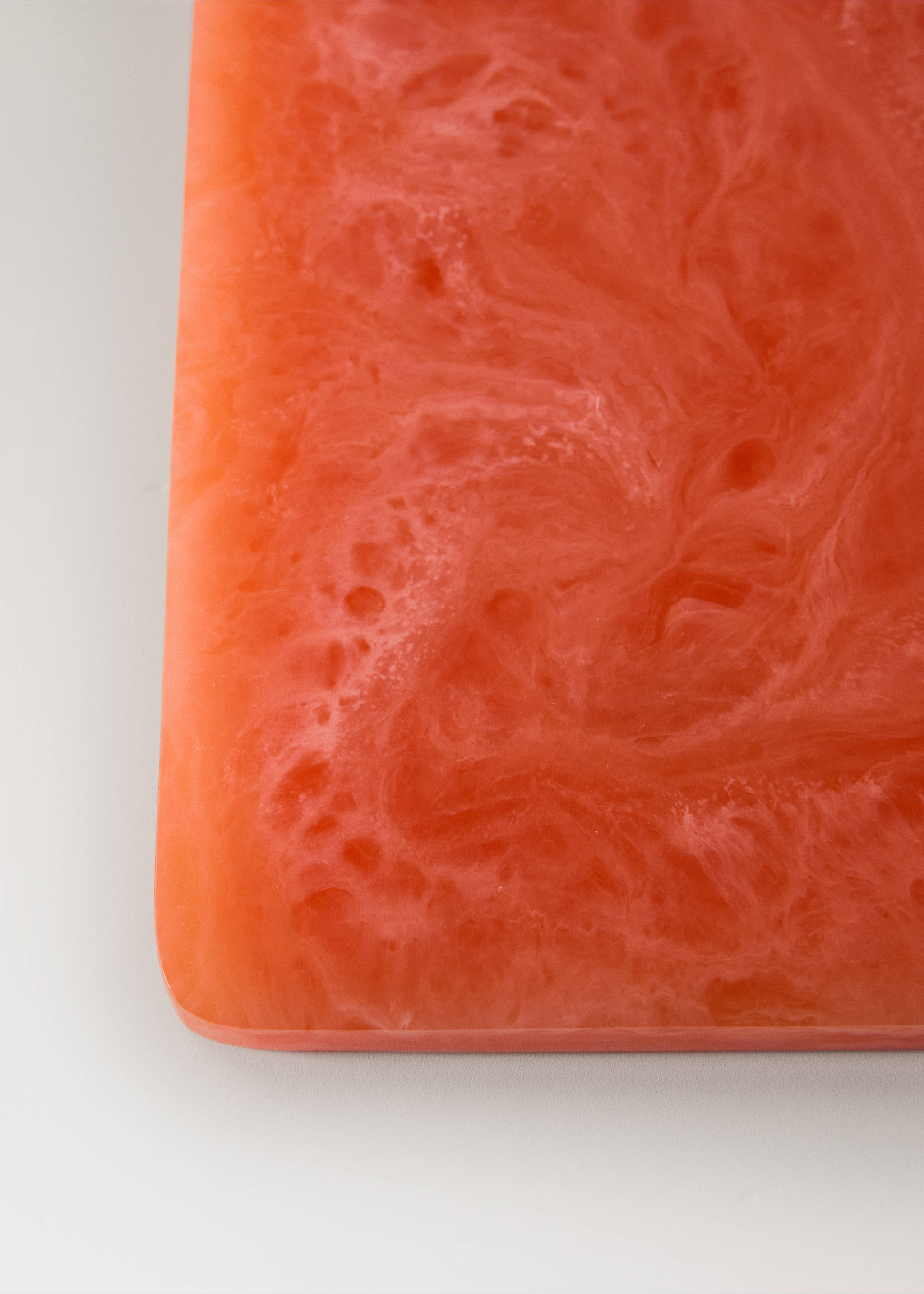 Tábua de cozinha de resina - Pormenor do artigo 2, Laranja-pastel. Ref: 27082919-00.