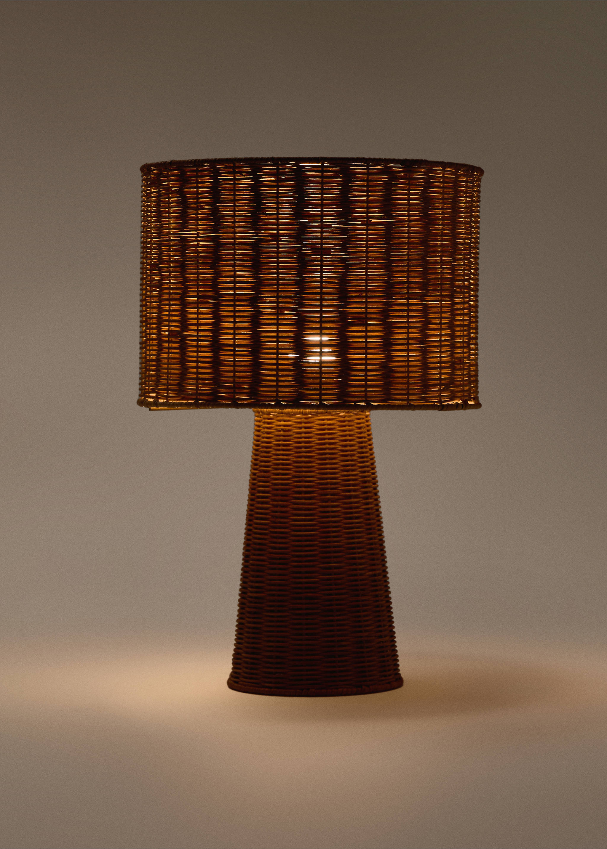 Rattan table lamp - Details of the article 3, Brown. Ref: 27082933-00.