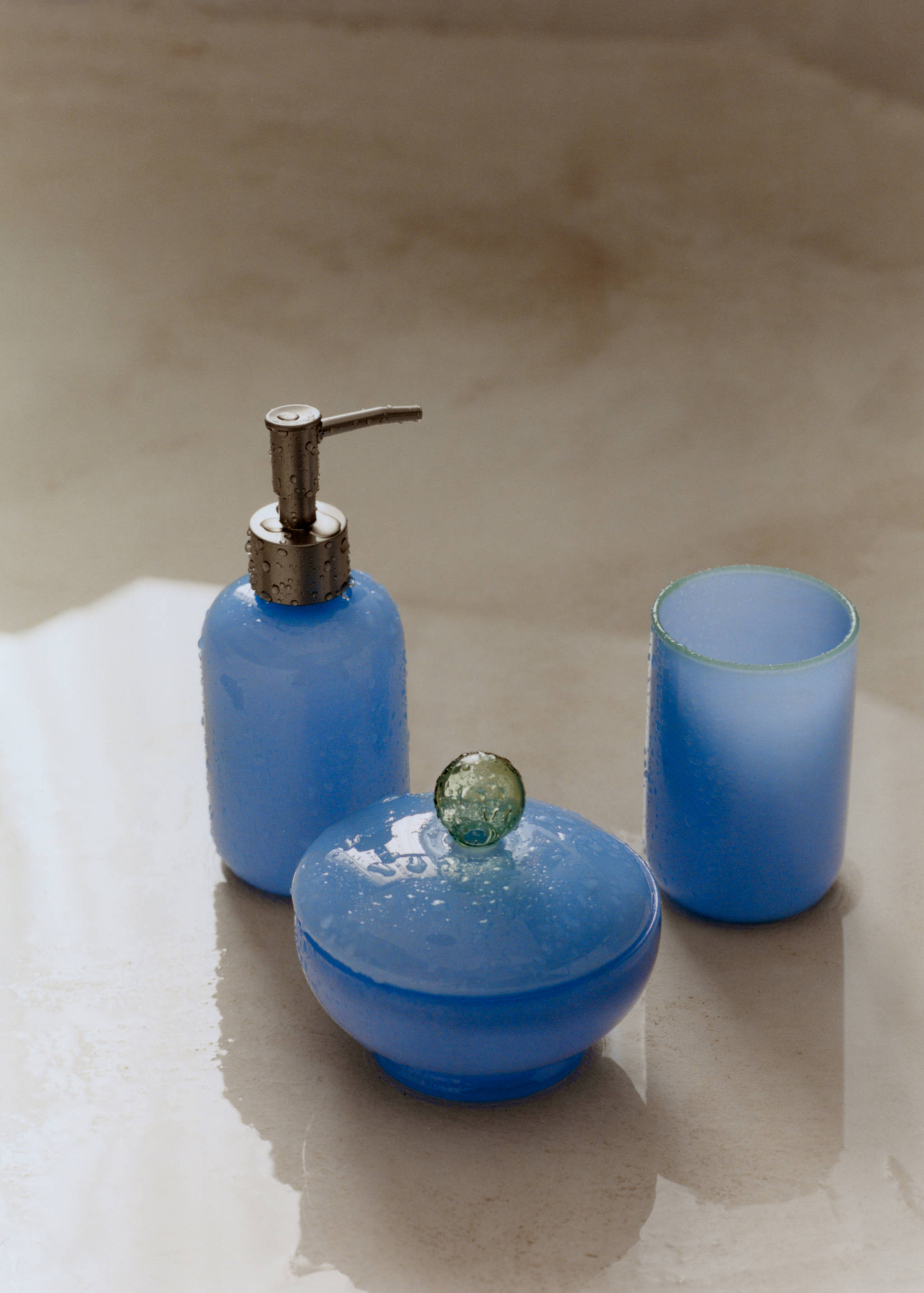 Borosilicate glass soap dispenser colour - Details of the article 6