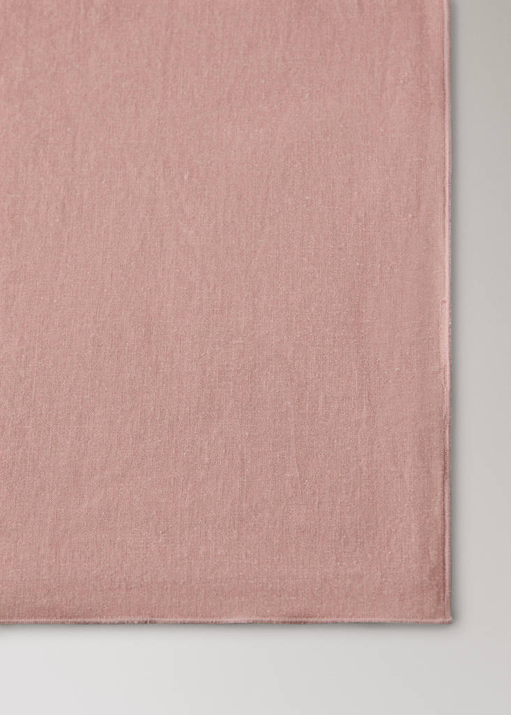 Ombre cotton linen tablecloth design for 2 to 4 people — Pink
