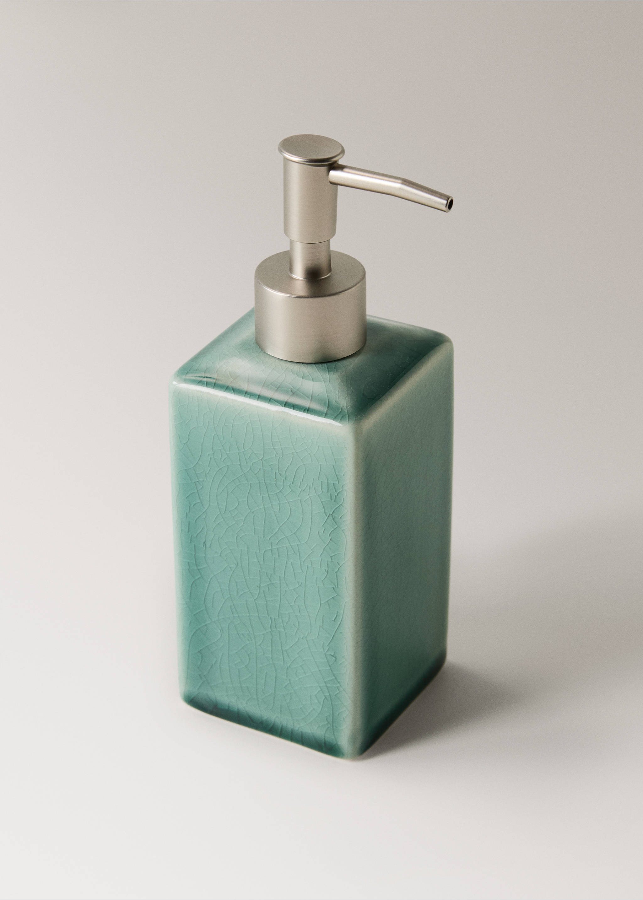Crackled ceramic soap dispenser - Details of the article 1, Aqua Green. Ref: 27083283-00.