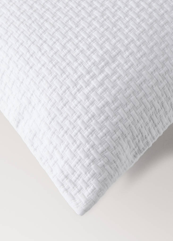 Garment-dyed cotton cushion cover 50x50 cm — White