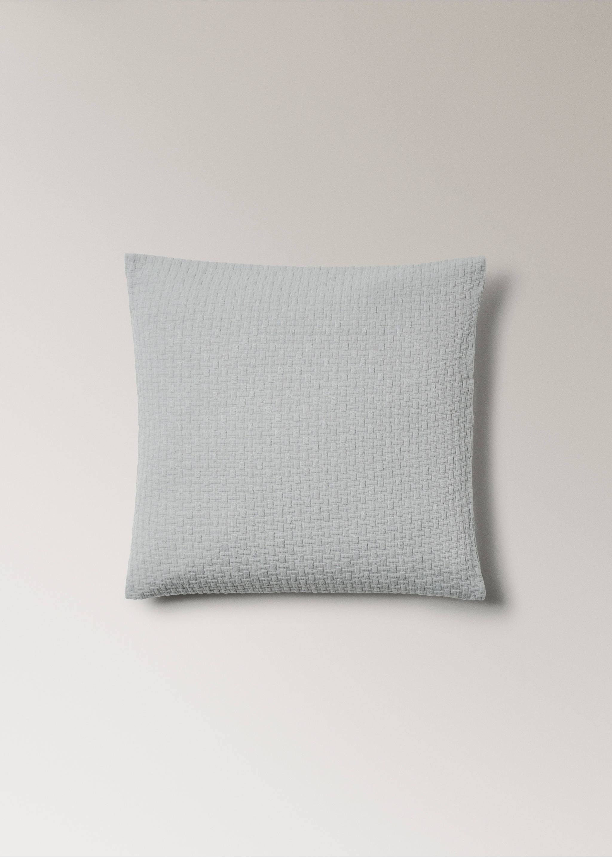 Garment-dyed cotton cushion cover 50x50 cm - Article without model, Grey. Ref: 27083289-00.