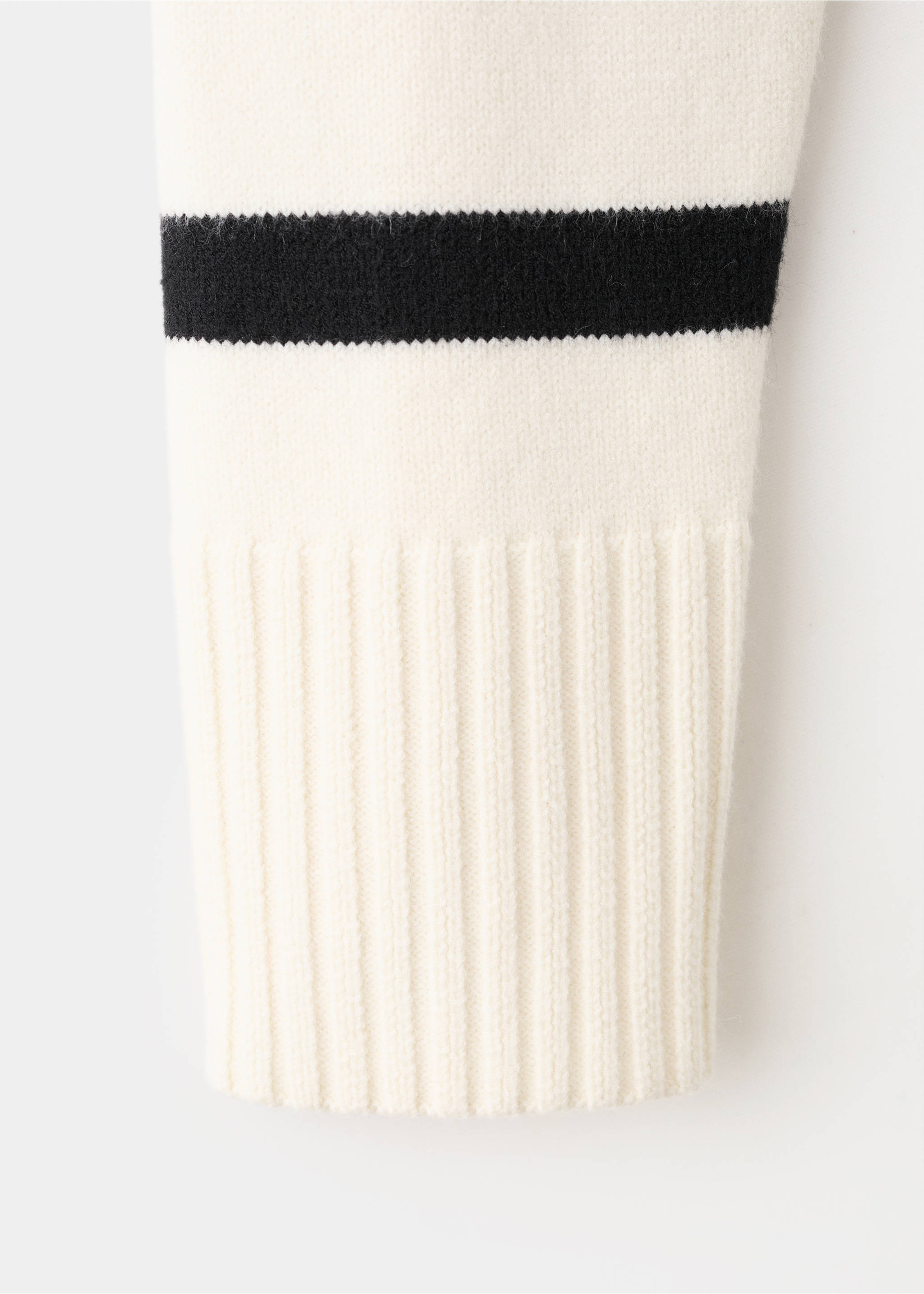 Csíkos kötött felső - A termék adatai 8, Ekrü. Ref: 27083294-00.