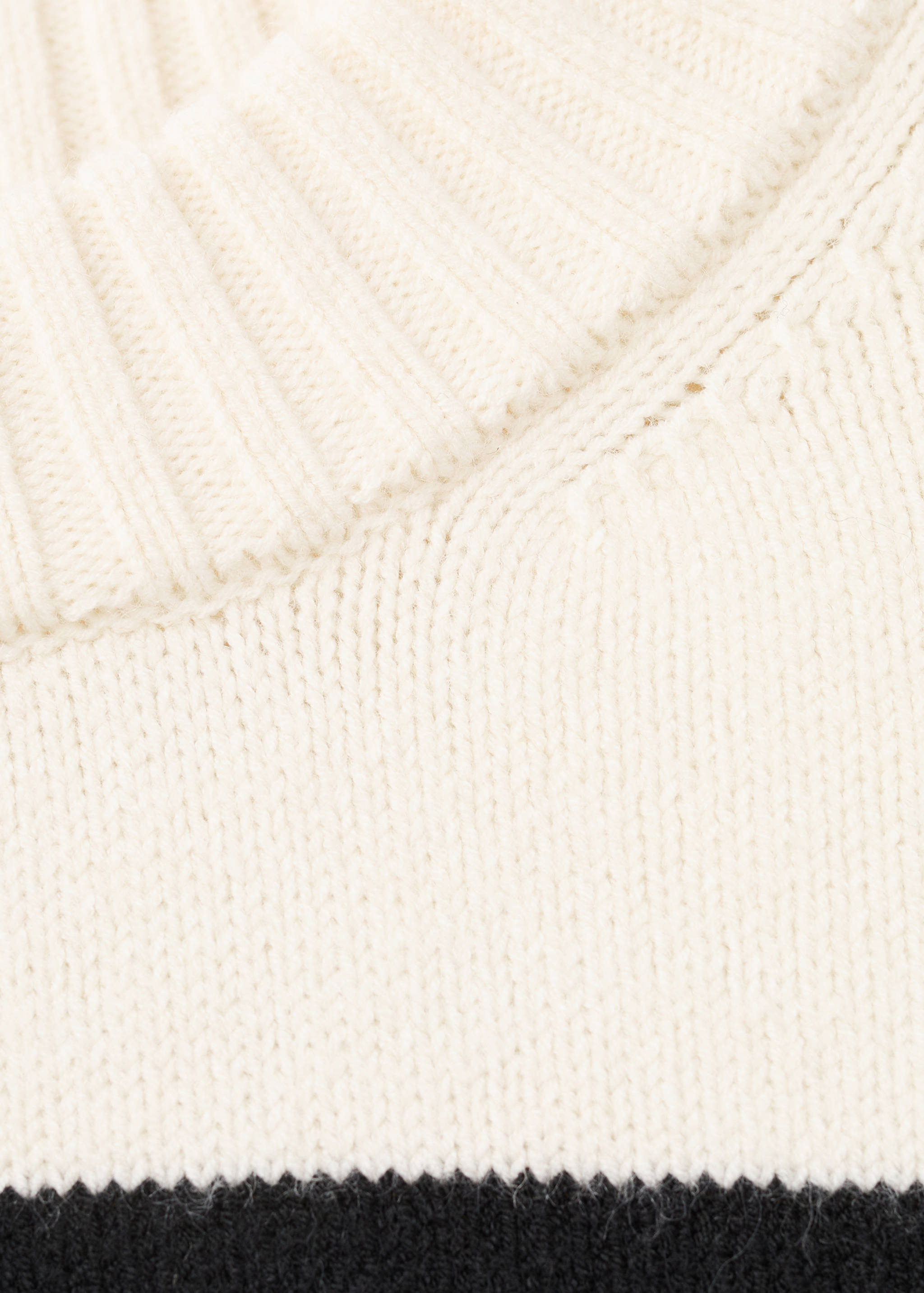 Knit striped sweater - Details of the article 0