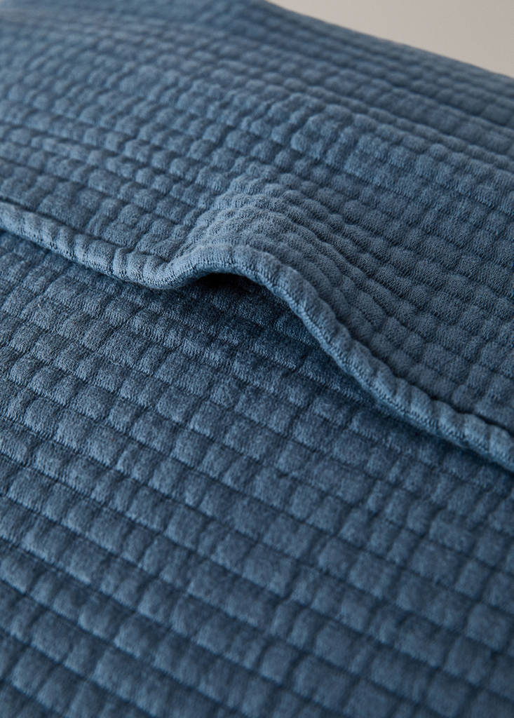 Gauze cushion cover with flange 50x50 cm — Blue