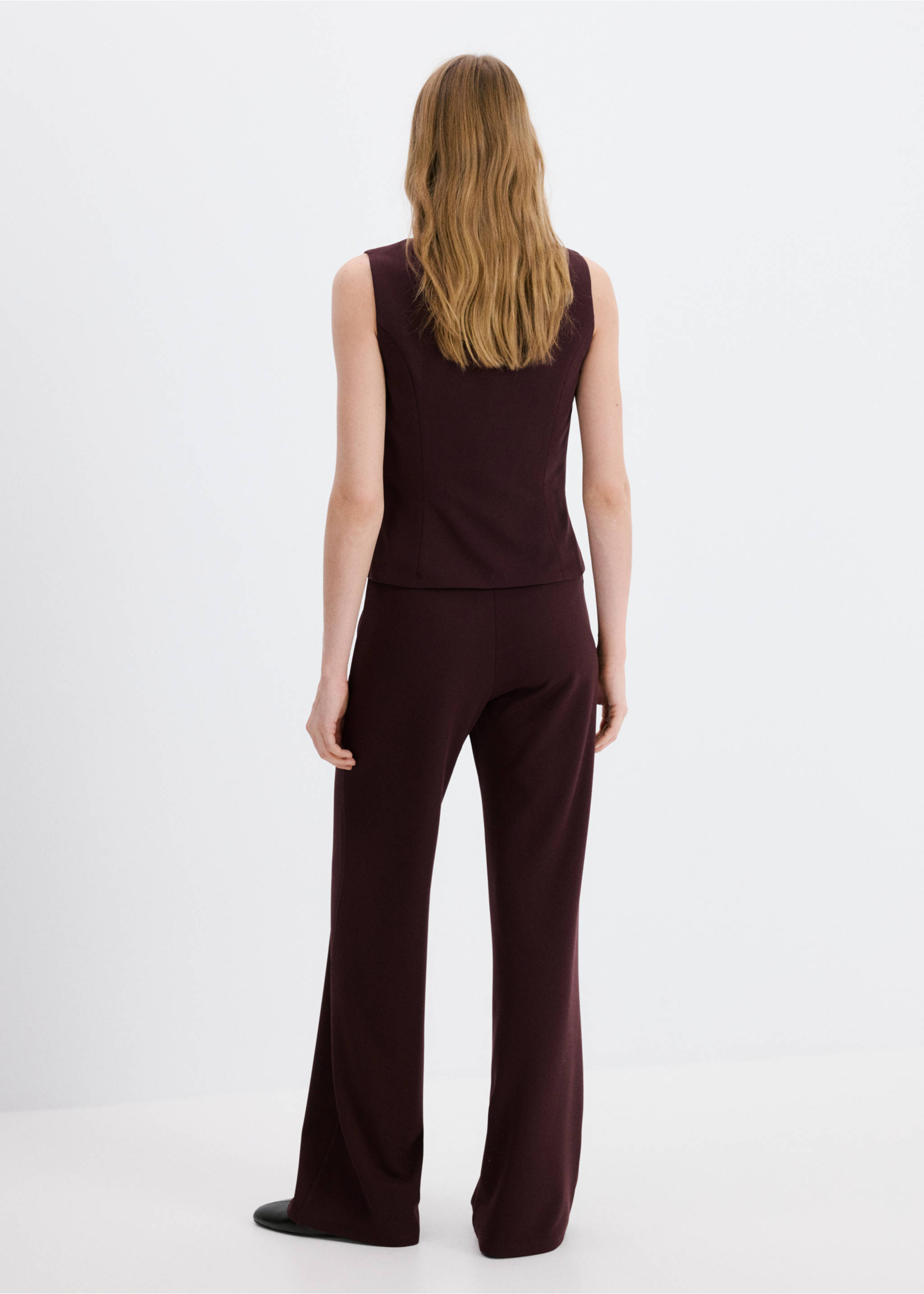 Straight low-rise suit trousers - Reverse of the article, Burgundy. Ref: 27083303-00.