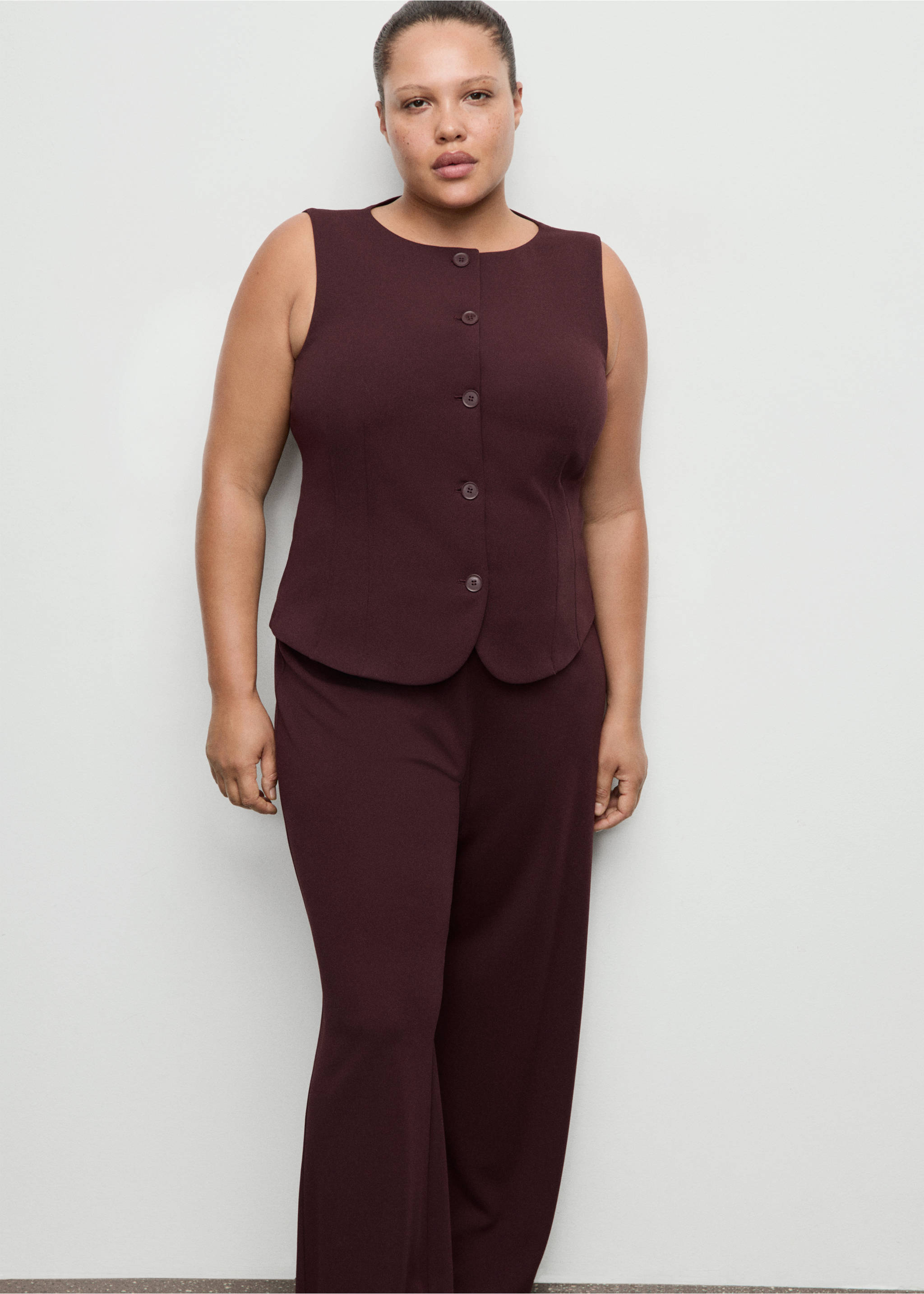 Straight low-rise suit trousers - Details of the article 5, Burgundy. Ref: 27083303-00.