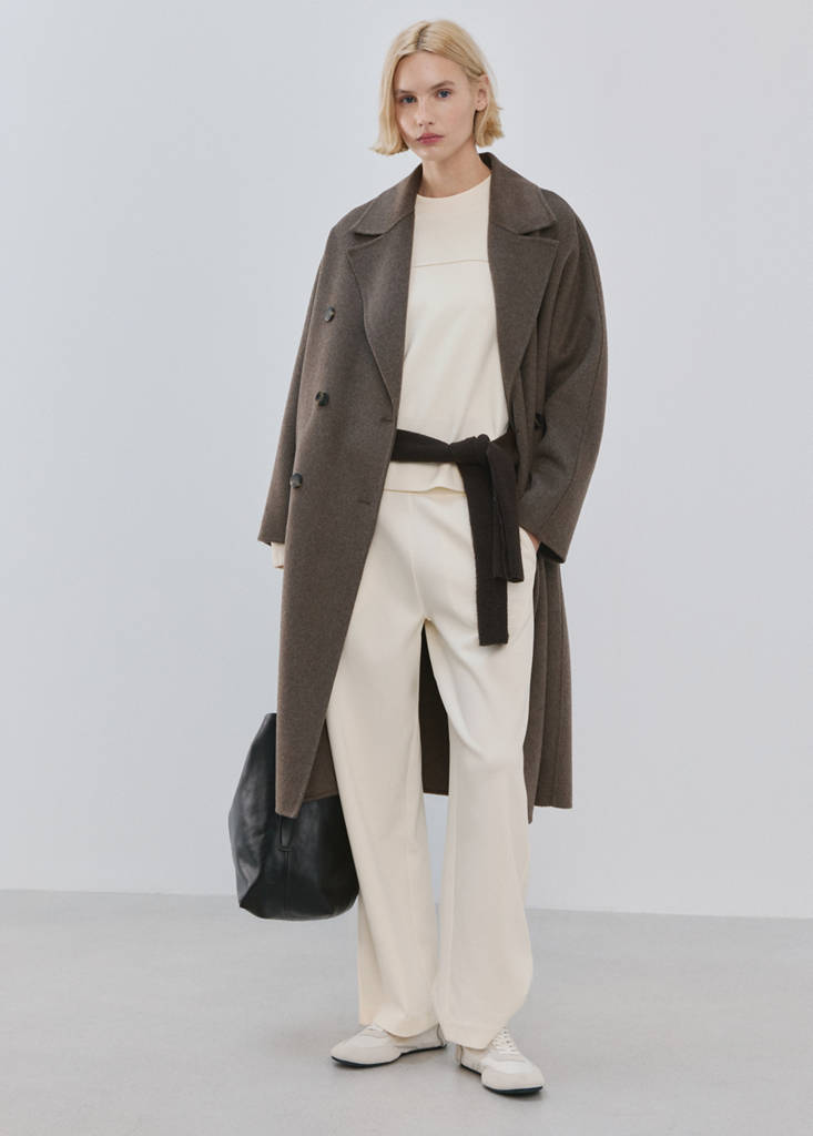 Ruched sleeve sweatshirt — Ecru