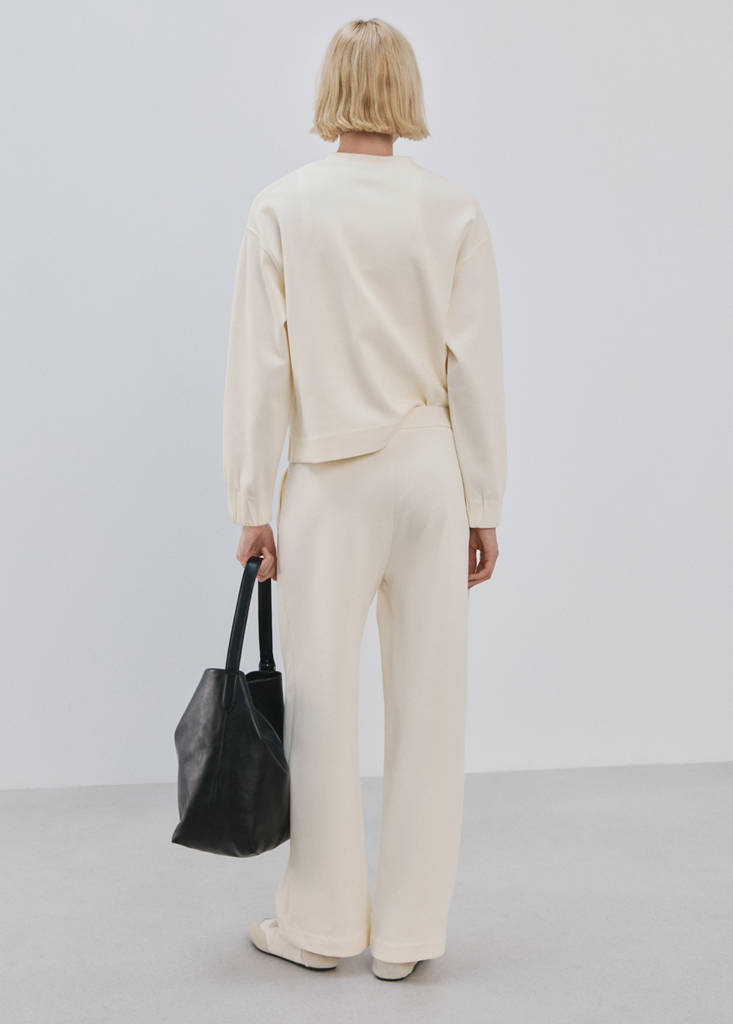 Ruched sleeve sweatshirt — Ecru