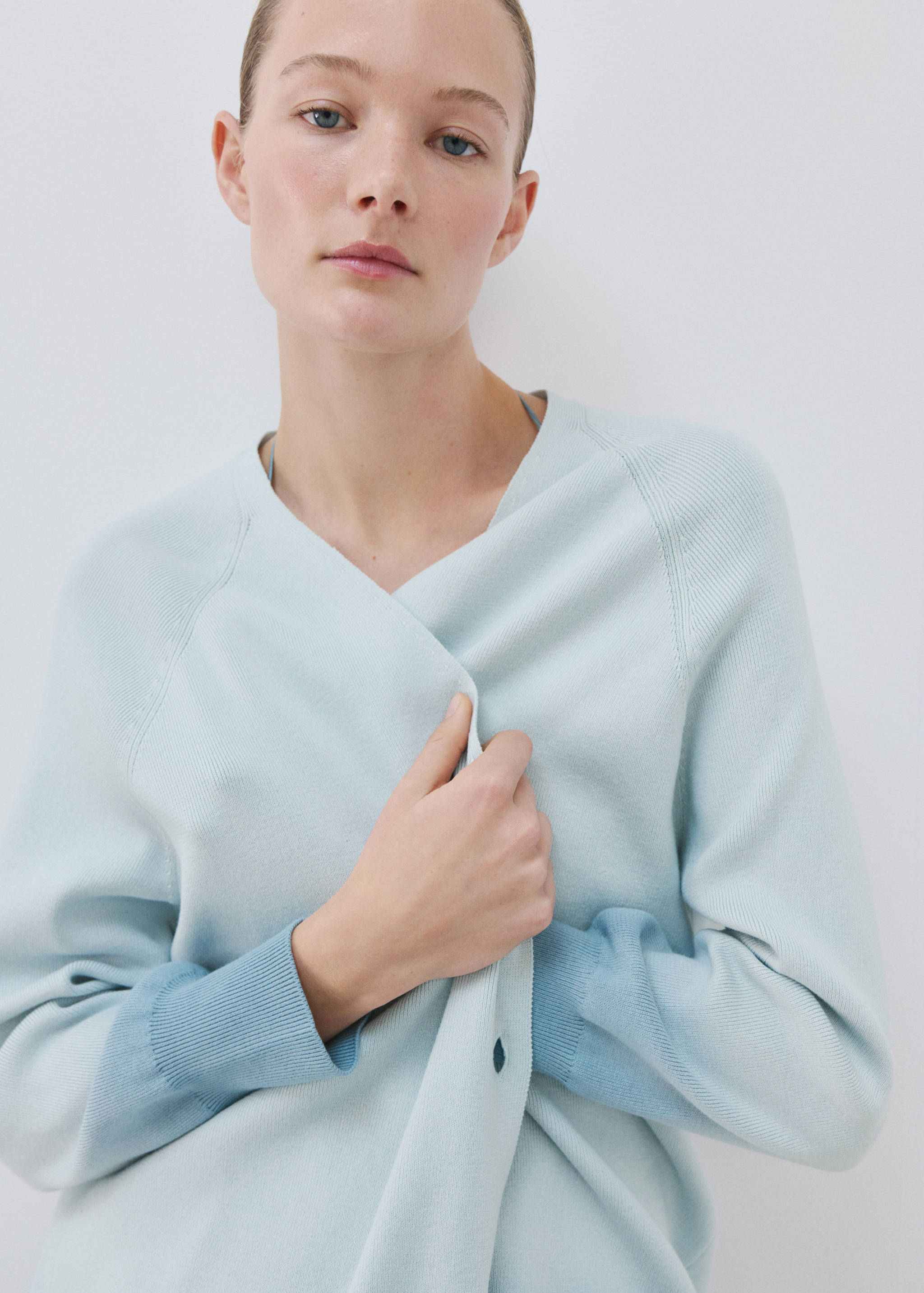 100% cotton gradient cardigan - Details of the article 1