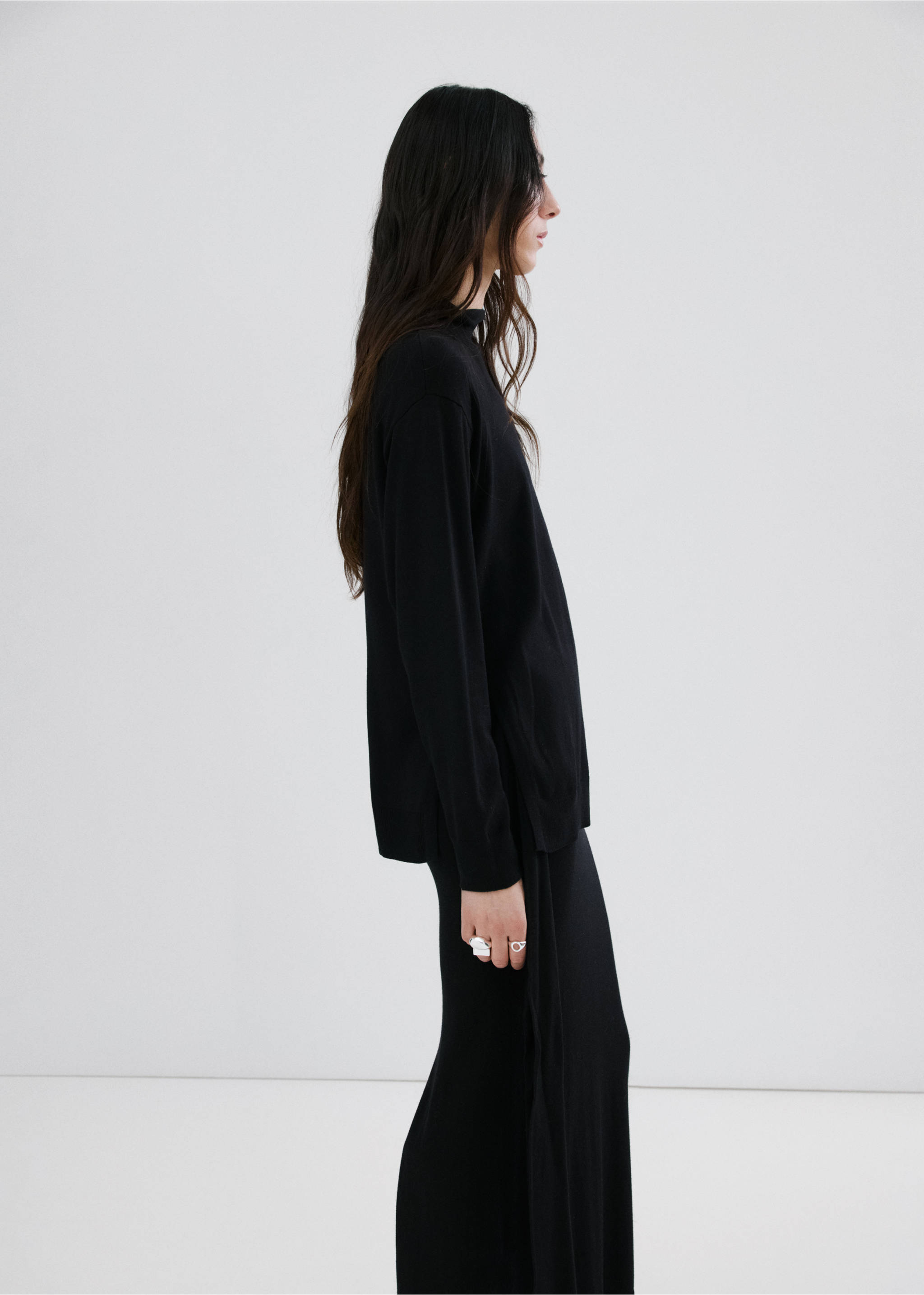 Turtleneck knit sweater - Details of the article 2, Black. Ref: 27083319-00.