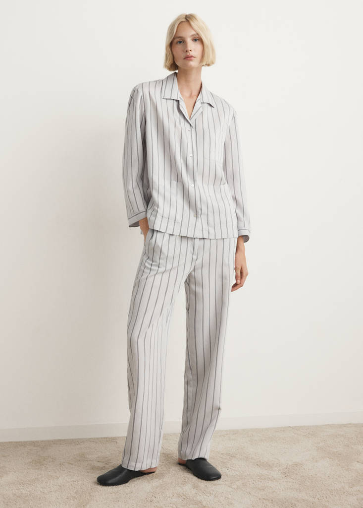 Striped pyjama shirt with front pocket — Grey
