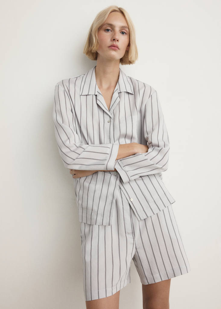 Striped pyjama shirt with front pocket — Grey