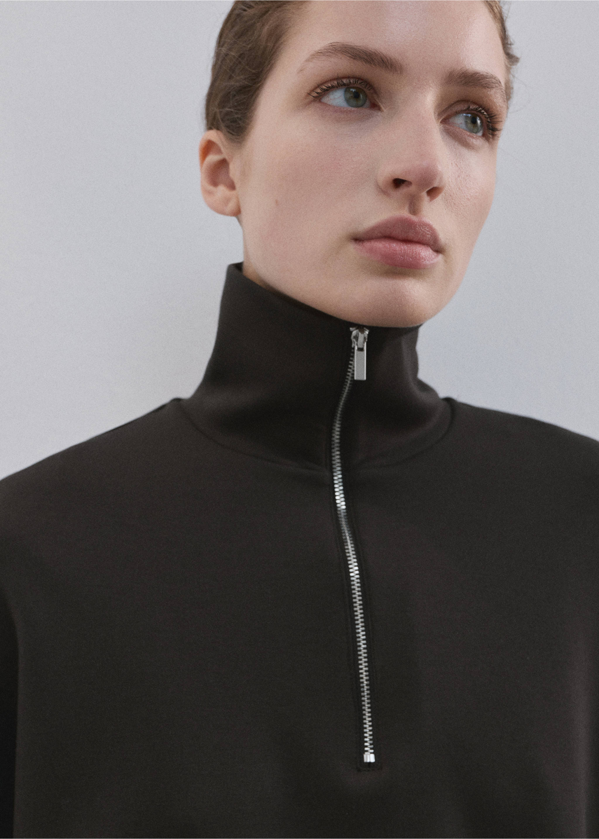 Balloon sleeve sweatshirt - Details of the article 4, Chocolate. Ref: 27083325-01.