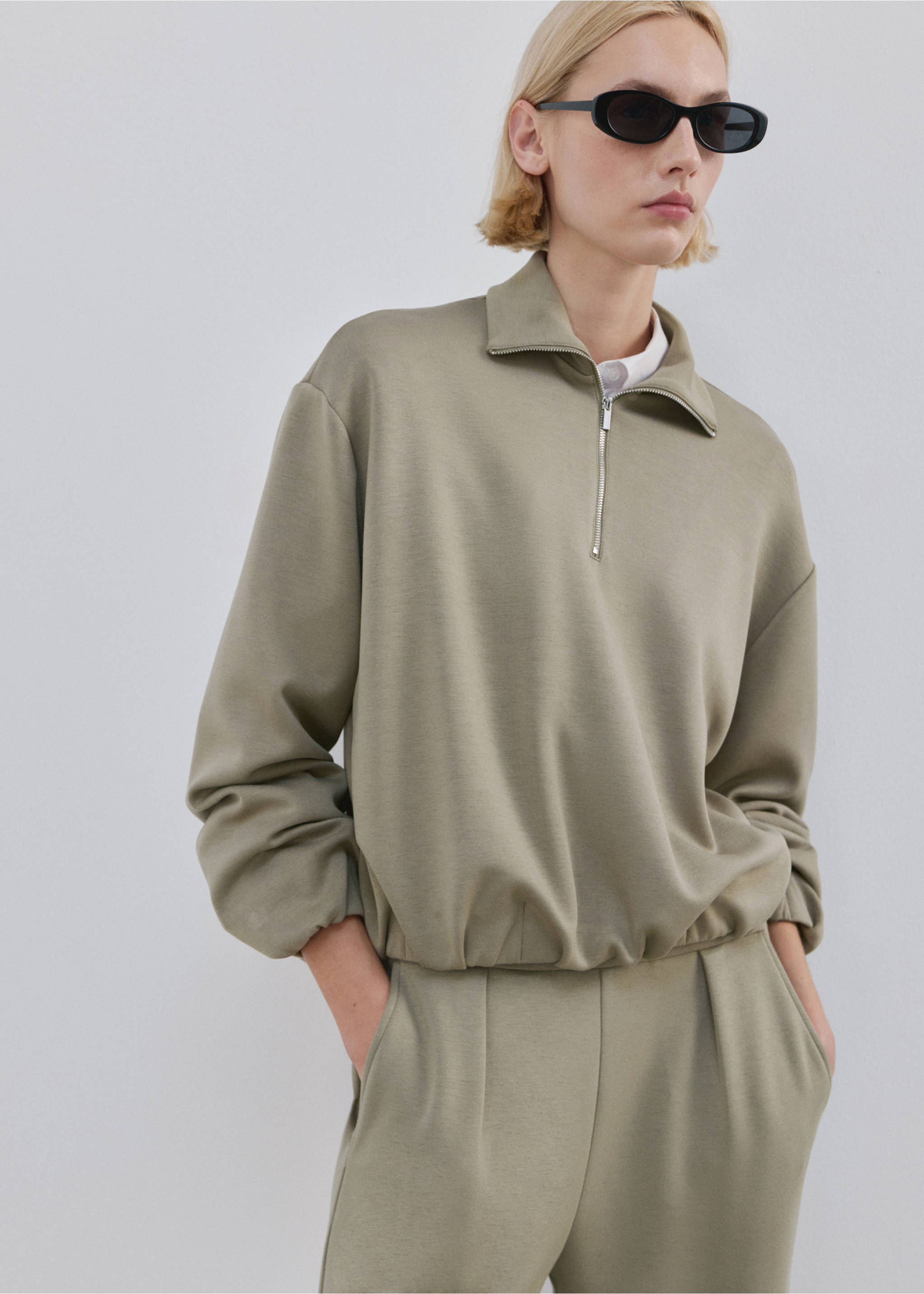 Sweat effet ballon - Plan moyen, Kaki. Ref: 27083325-00.