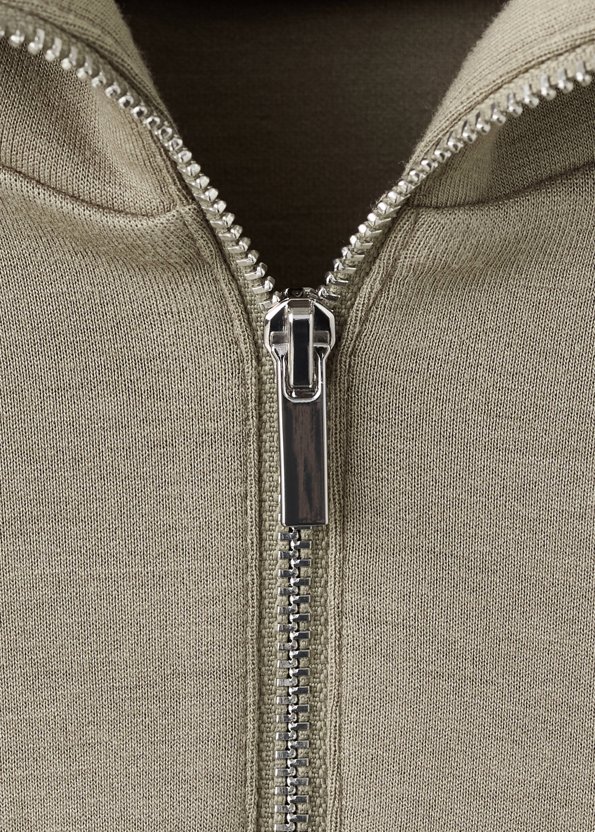 Balloon sleeve sweatshirt - Details of the article 0