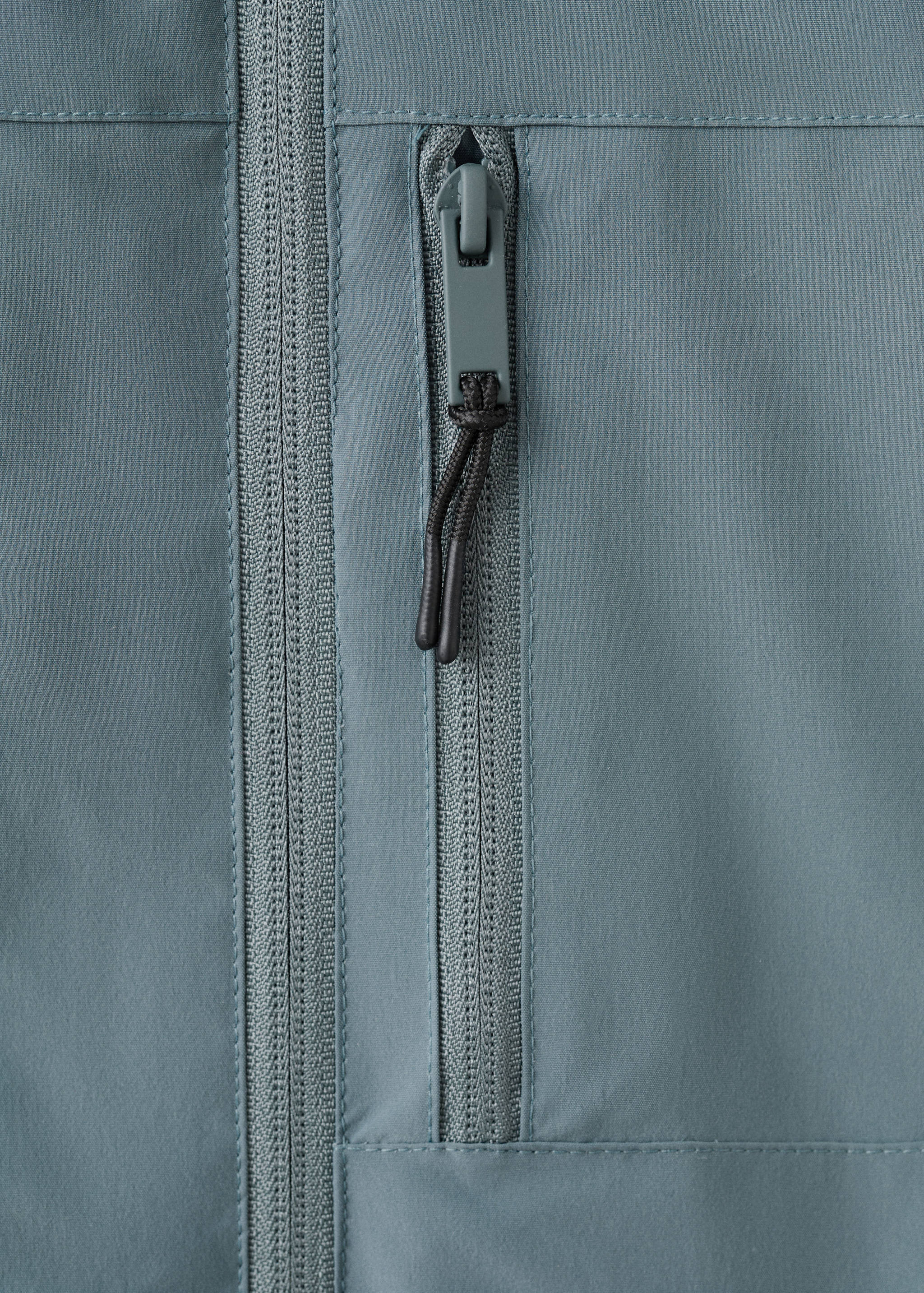 Raincoat hooded jacket - Details of the article 8