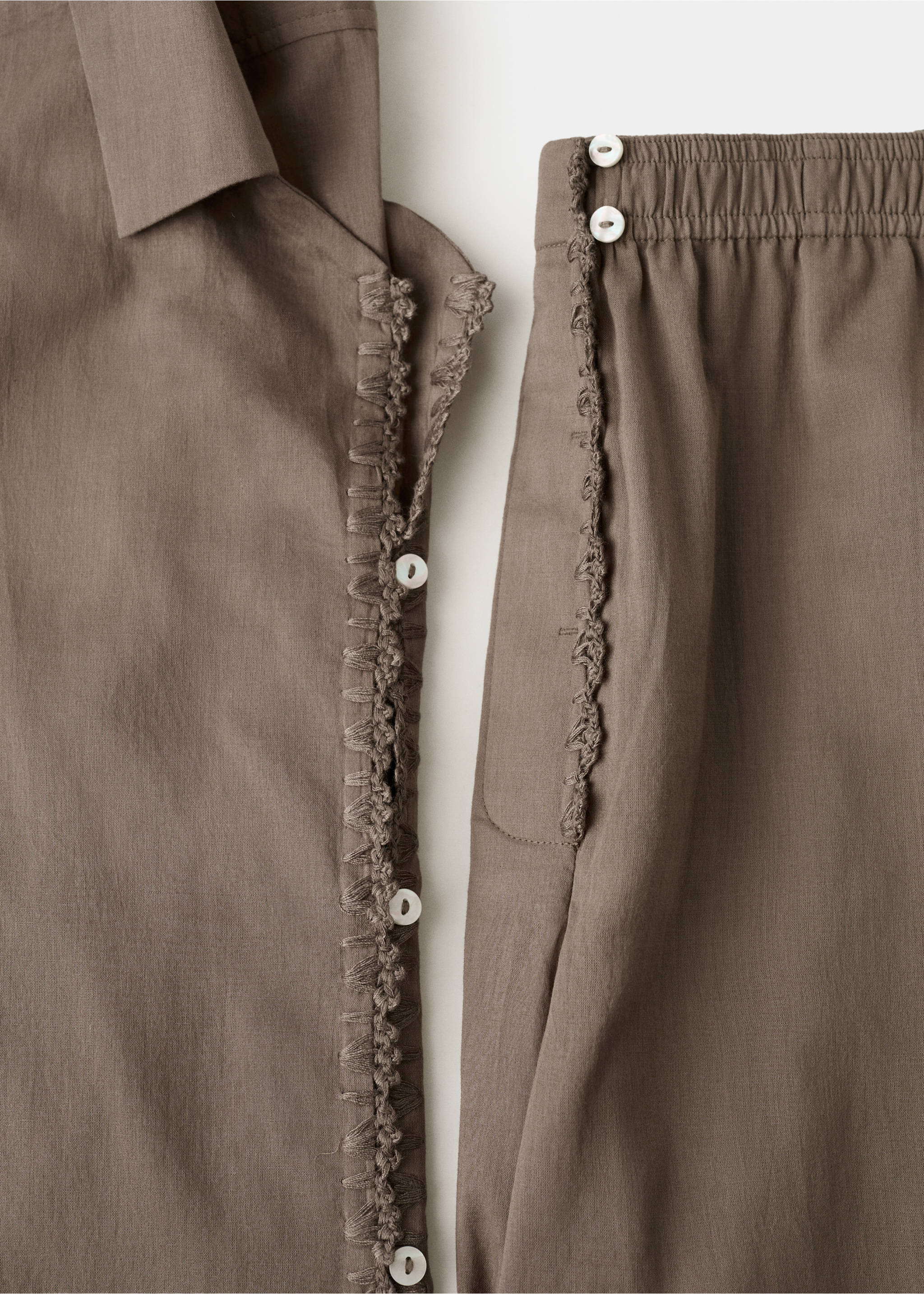 Long cotton pyjama top - Details of the article 0, Medium Brown. Ref: 27083329-00.