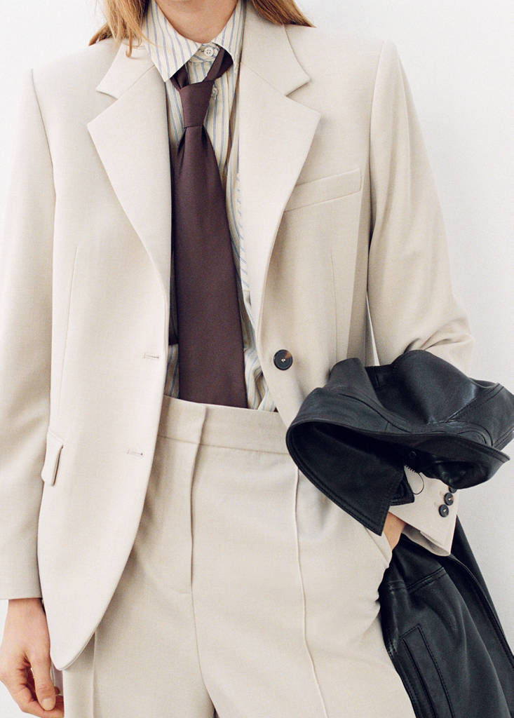 Straight mid-rise trousers — Ivory White