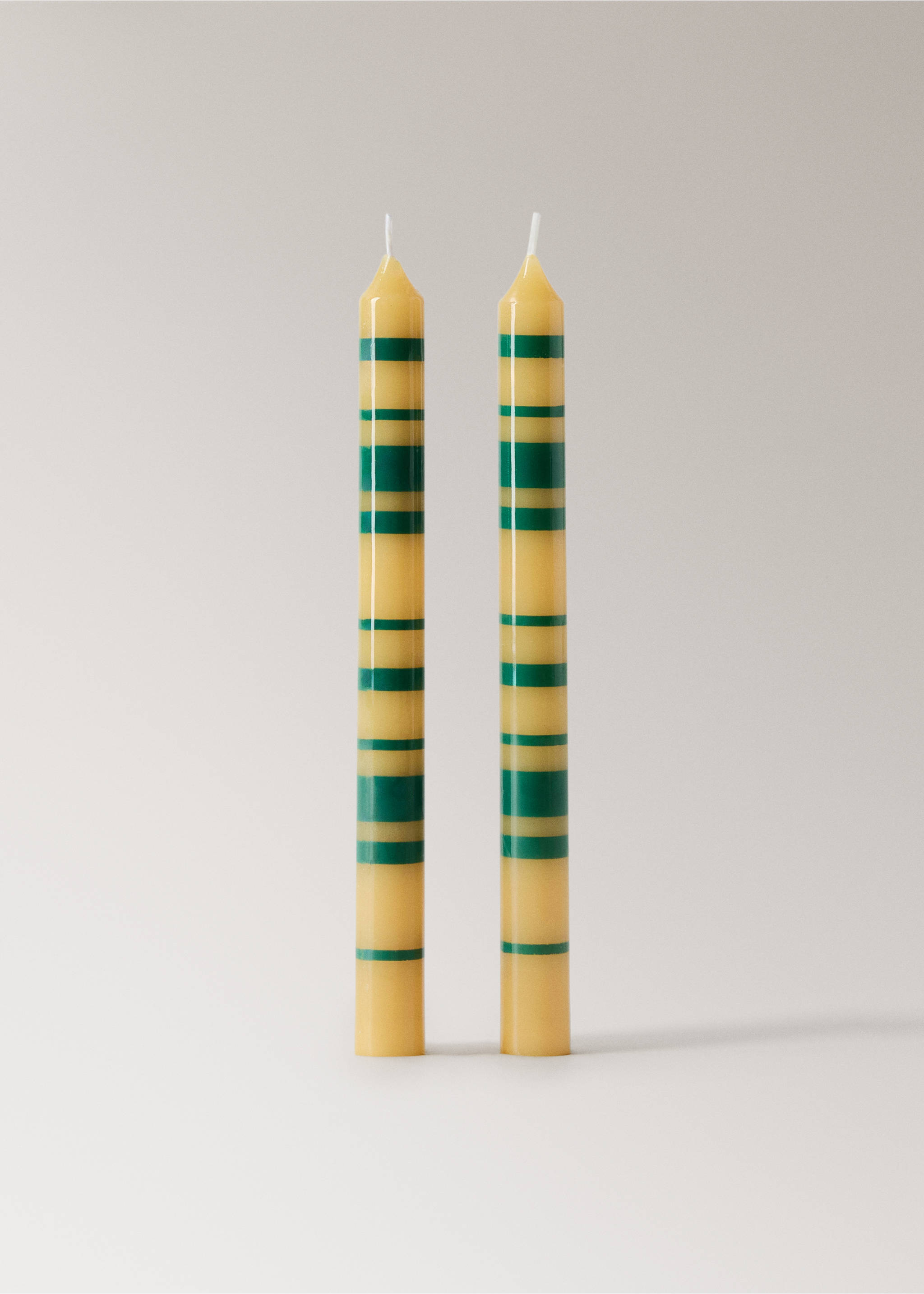 Bicolour decorative candles - Article without model, Pastel Green. Ref: 27083337-00.