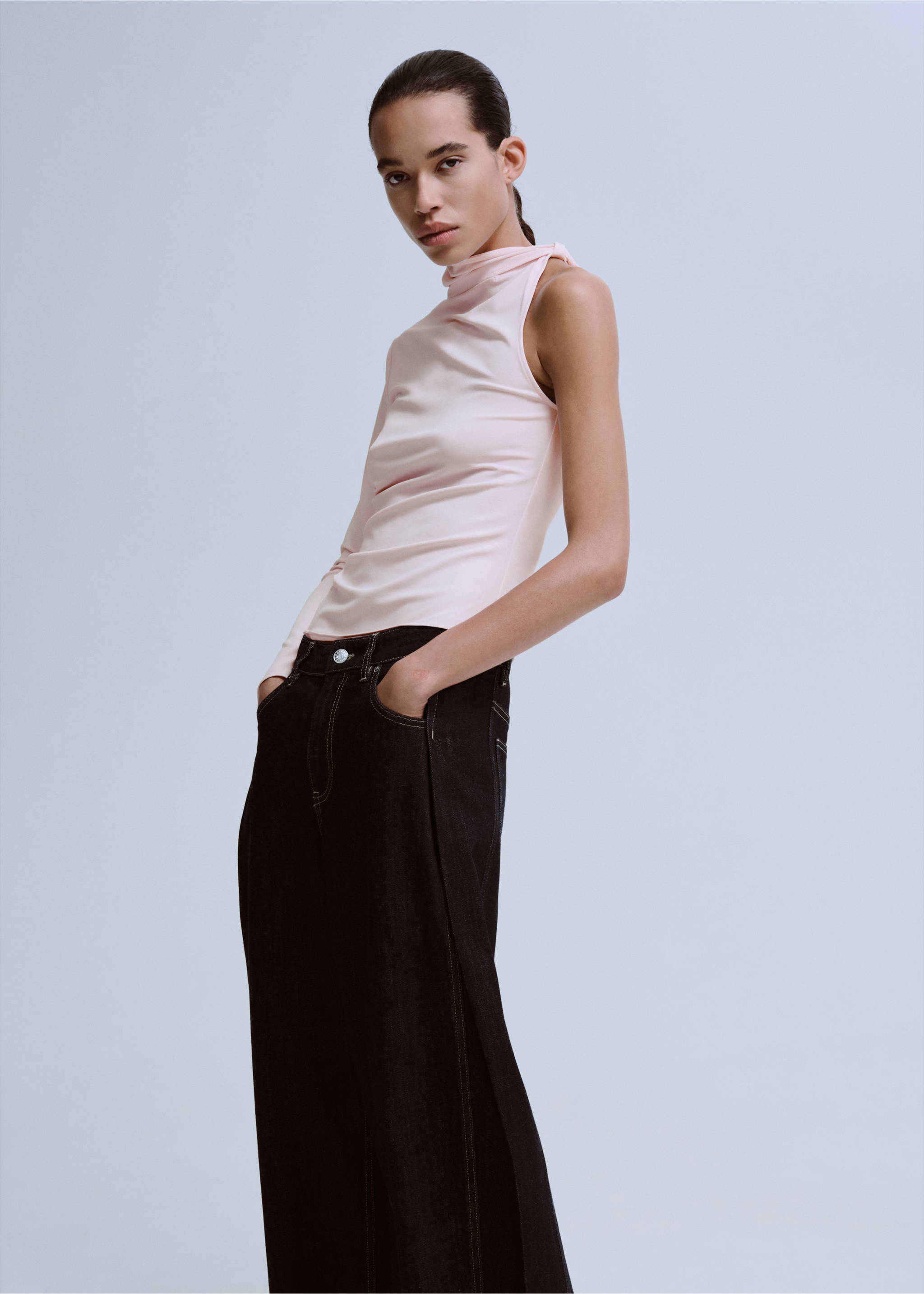 Asymmetric long-sleeve top - Medium plane, Pale Pink. Ref: 27083341-00.