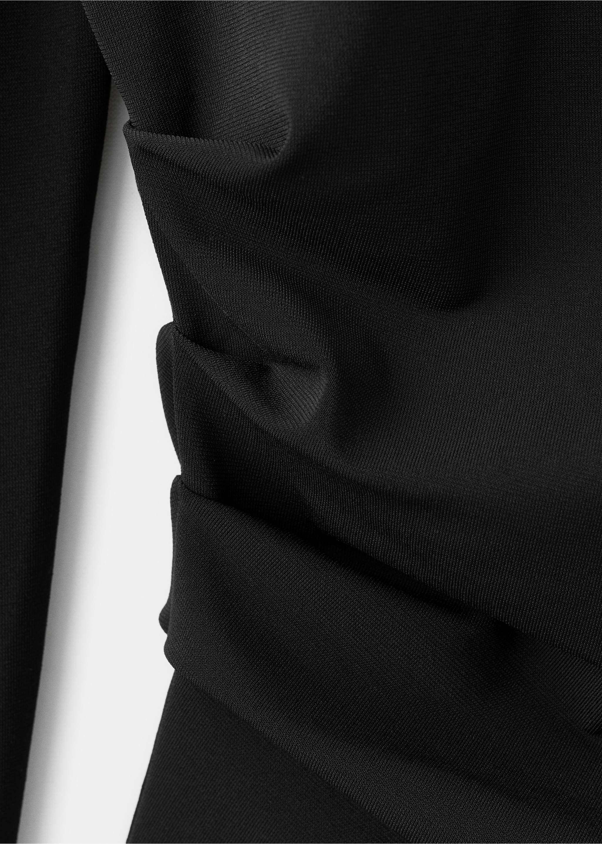 Asymmetrisch T-shirt met lange mouwen - Detail van het artikel 8, Zwart. Ref: 27083341-00.