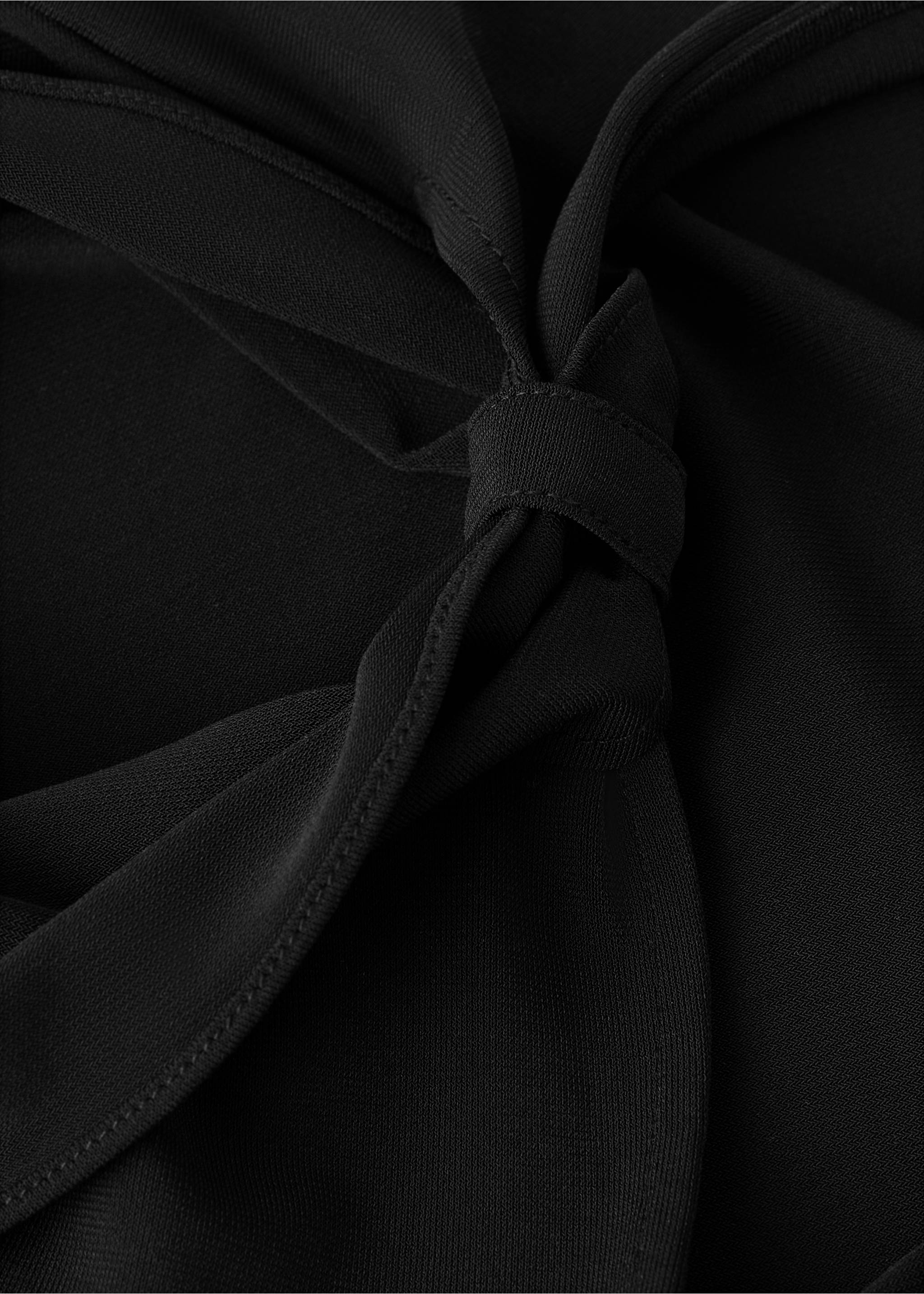 Asymmetrisch T-shirt met lange mouwen - Detail van het artikel 0, Zwart. Ref: 27083341-00.