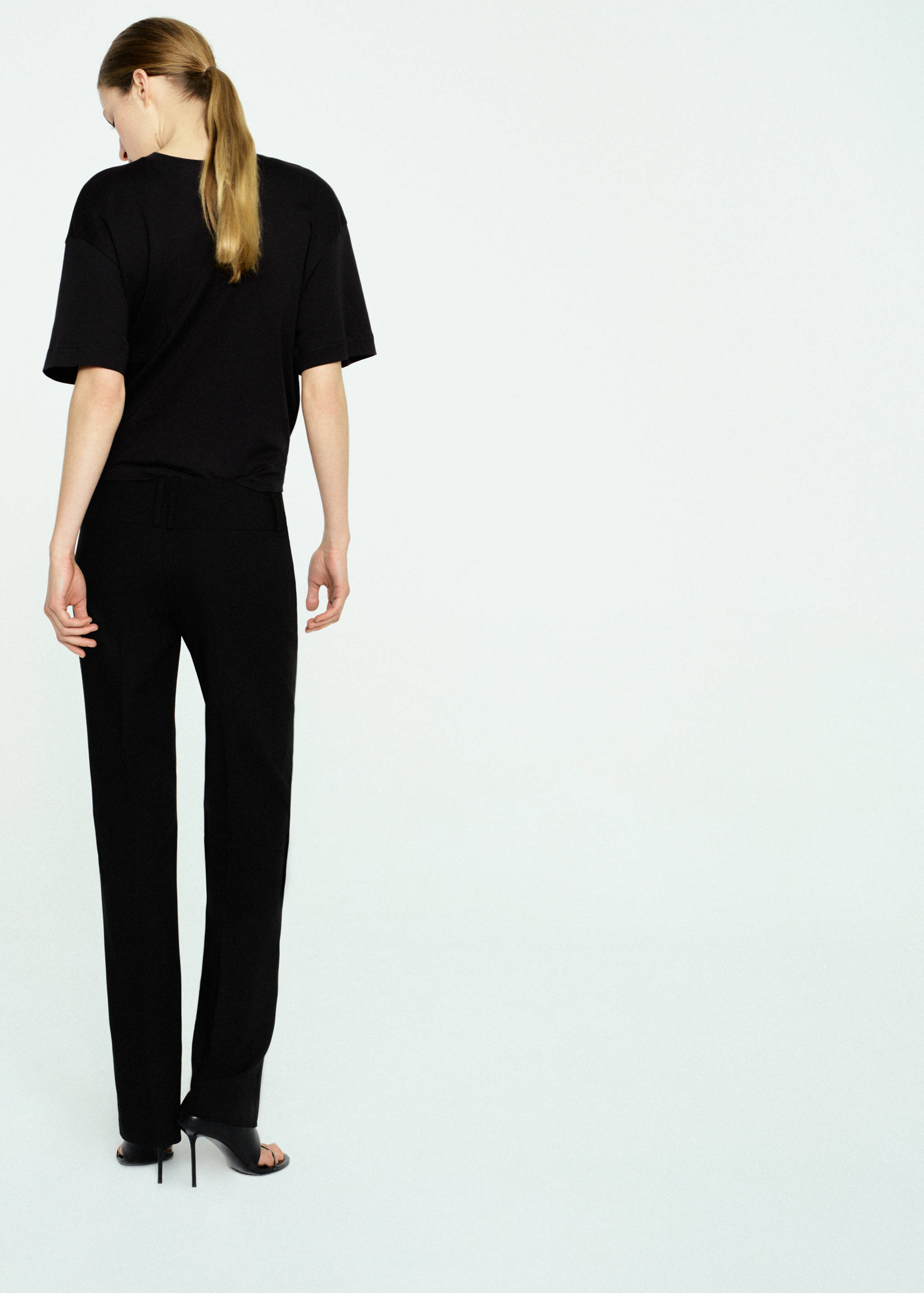 Straight-leg trousers with belt loops - Reverse of the article, Black. Ref: 27083342-00.