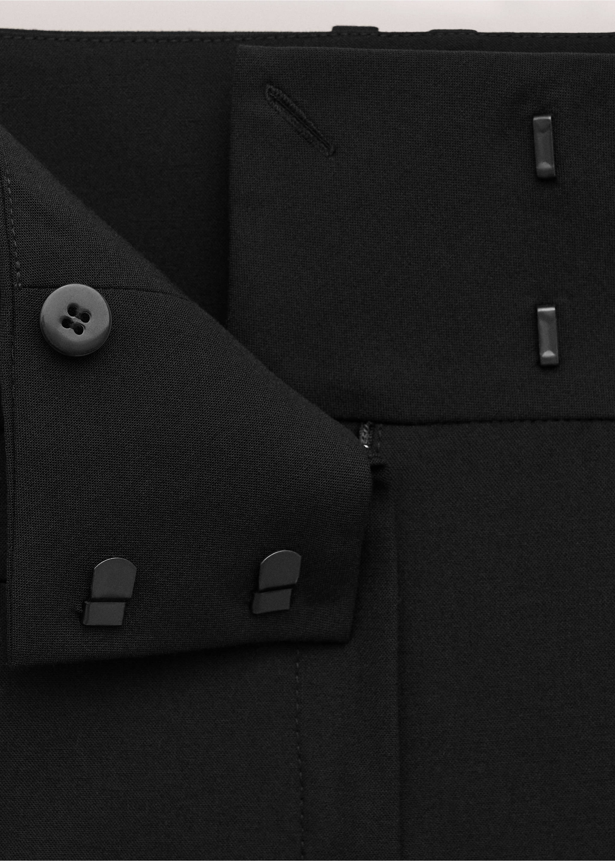 Straight-leg trousers with belt loops - Details of the article 8, Black. Ref: 27083342-00.