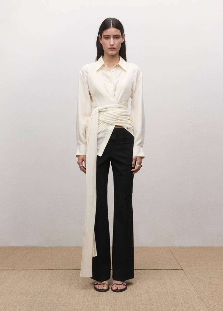 Straight-leg trousers with belt loops — Black