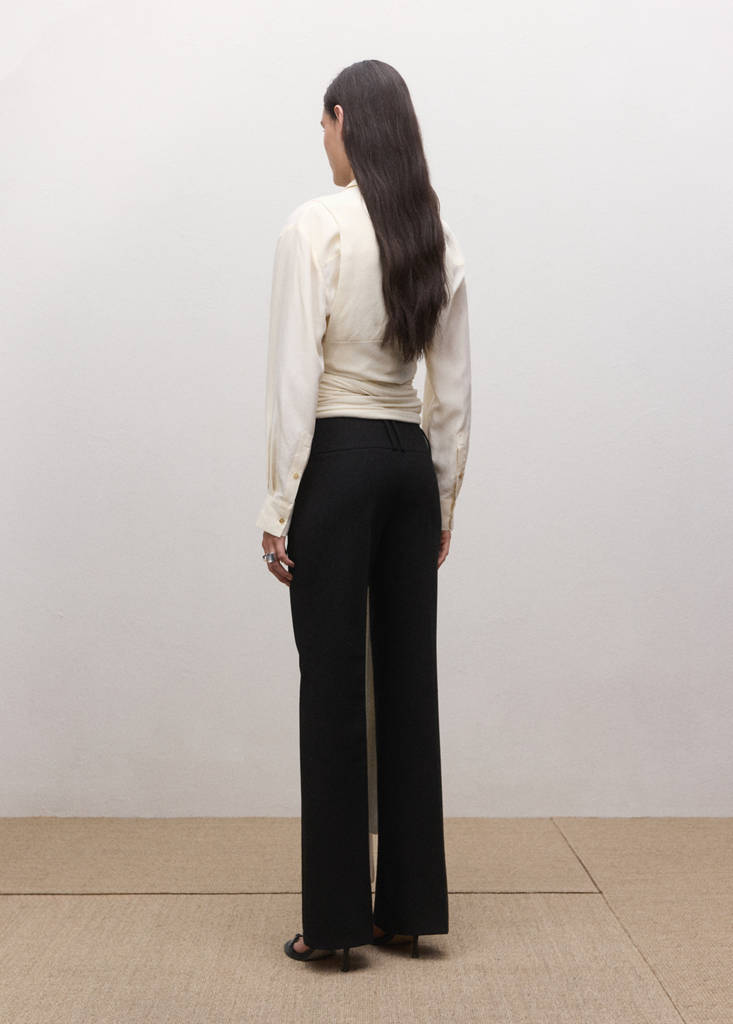 Straight-leg trousers with belt loops — Black