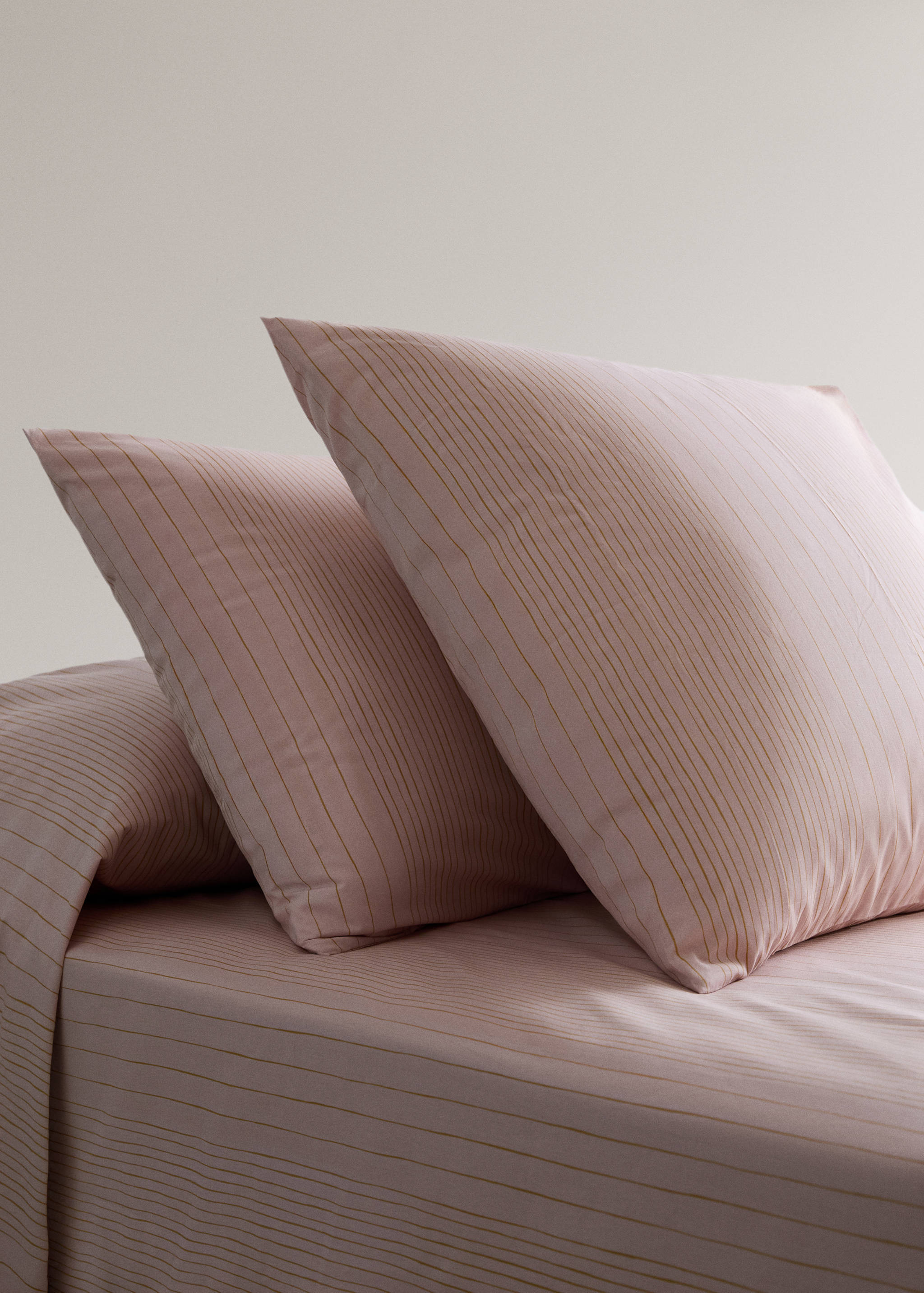 Cotton percale striped watercolour pillowcase 45x110 cm - General plane