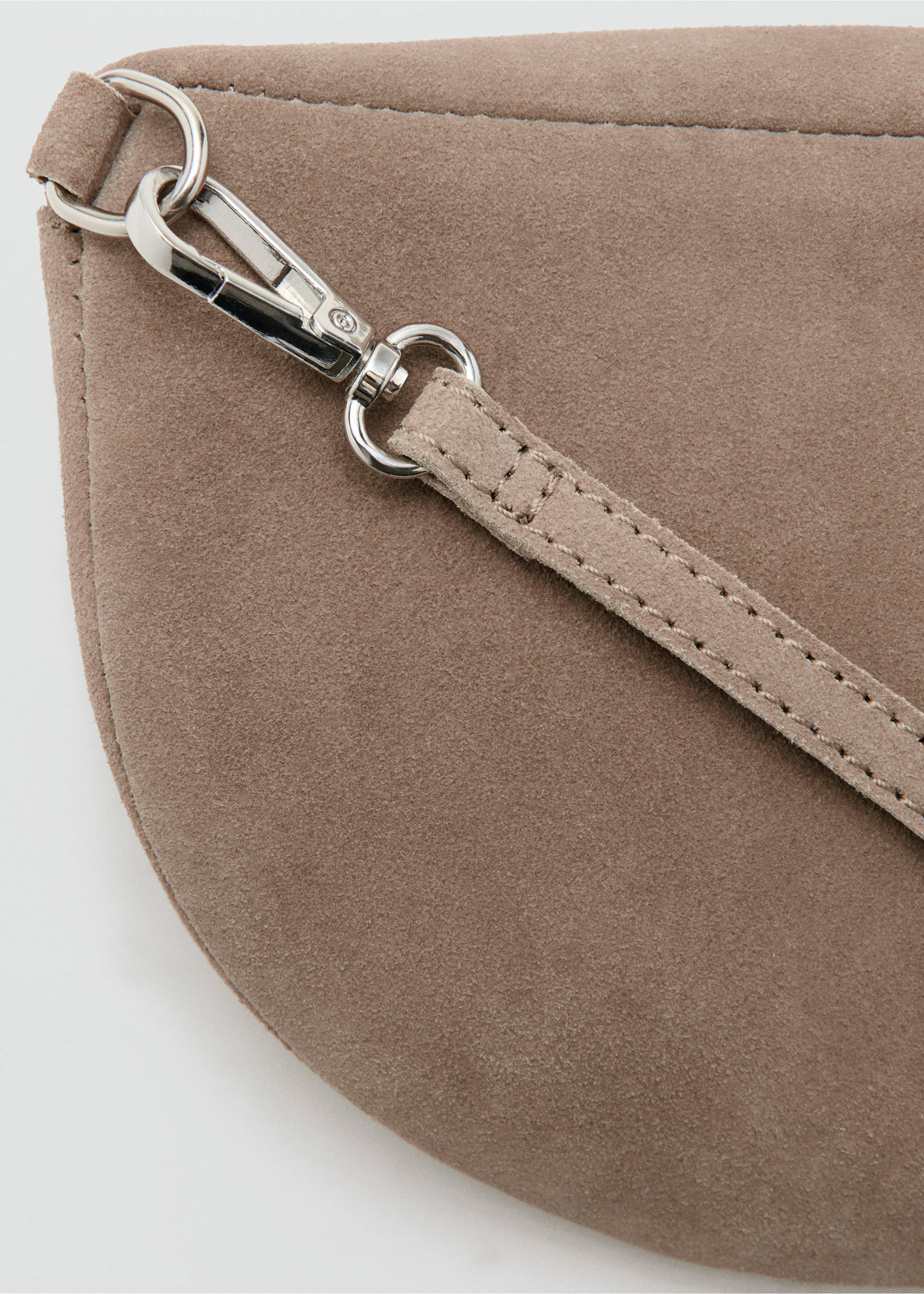 Leather crossbody bag - Details of the article 2, Sand. Ref: 27083732-00.