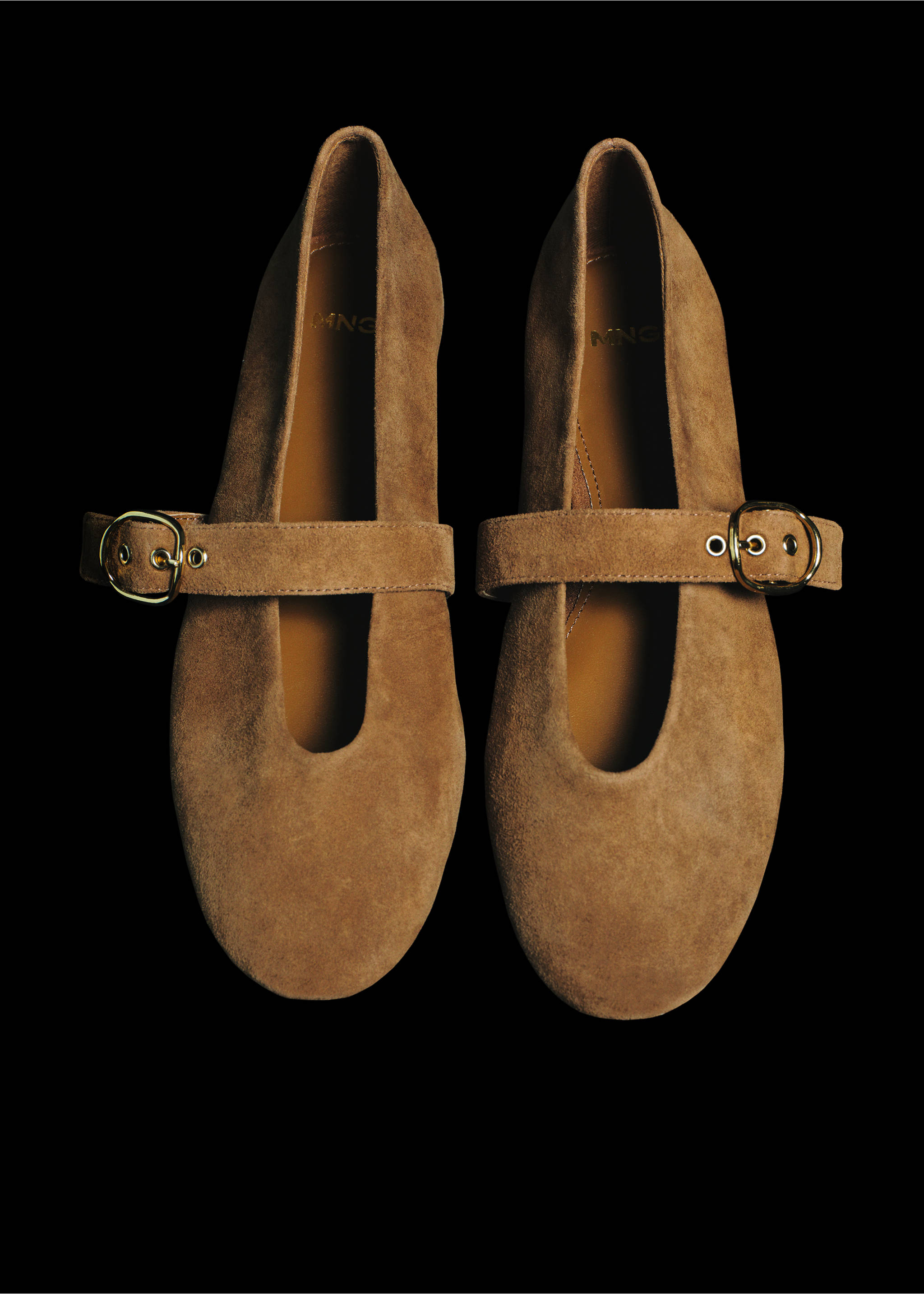 حذاء باليرينا من الجلد مع شريط وإبزيم - تفاصيل المنتج 6, رملي. Ref: 27083735-00.