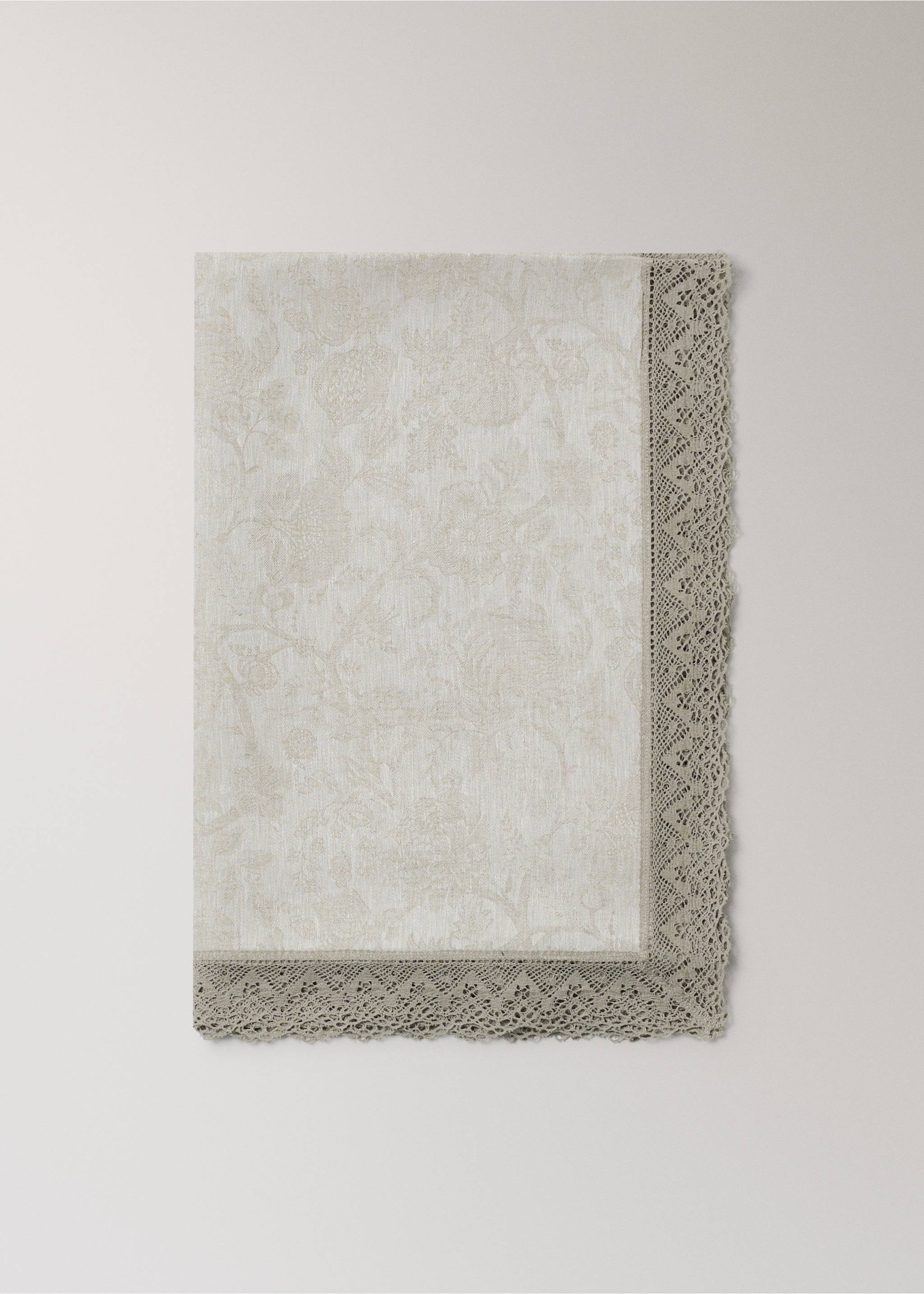 Linen-jacquard floral lace tablecloth for 6 to 8 diners - Article without model, Sand. Ref: 27083742-00.